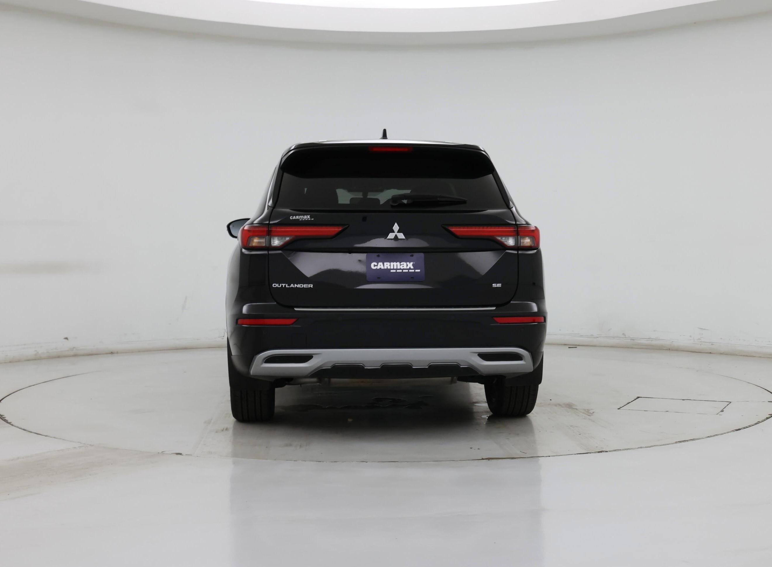 Thumbnail: 2022 Mitsubishi Outlander - 6