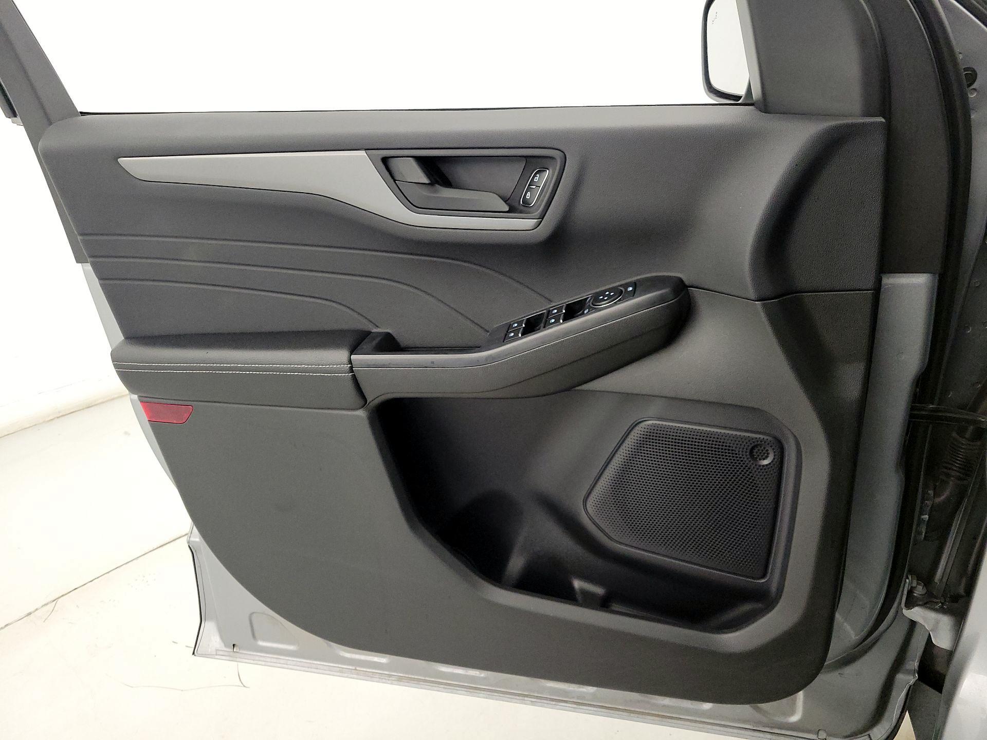 Thumbnail: 2024 Ford Escape - 12