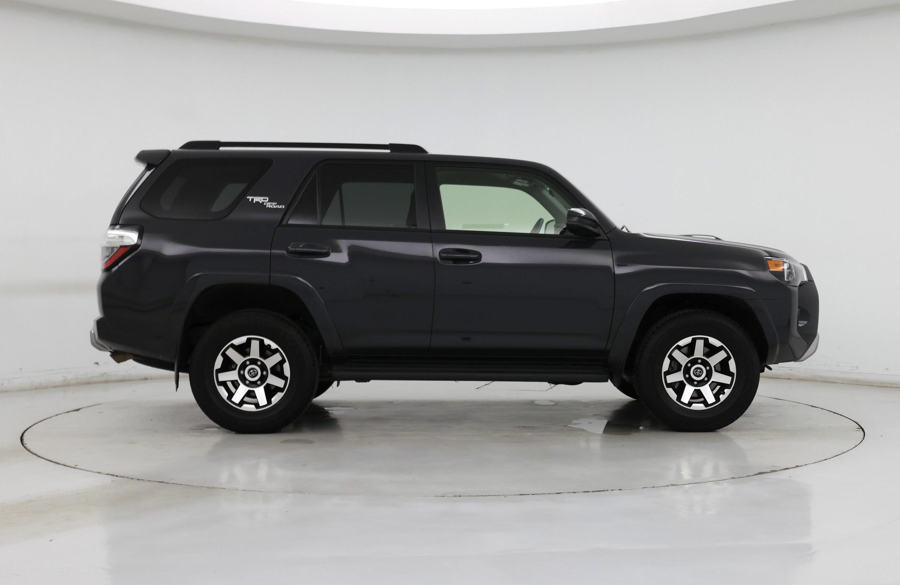 Thumbnail: 2024 Toyota 4Runner - 7