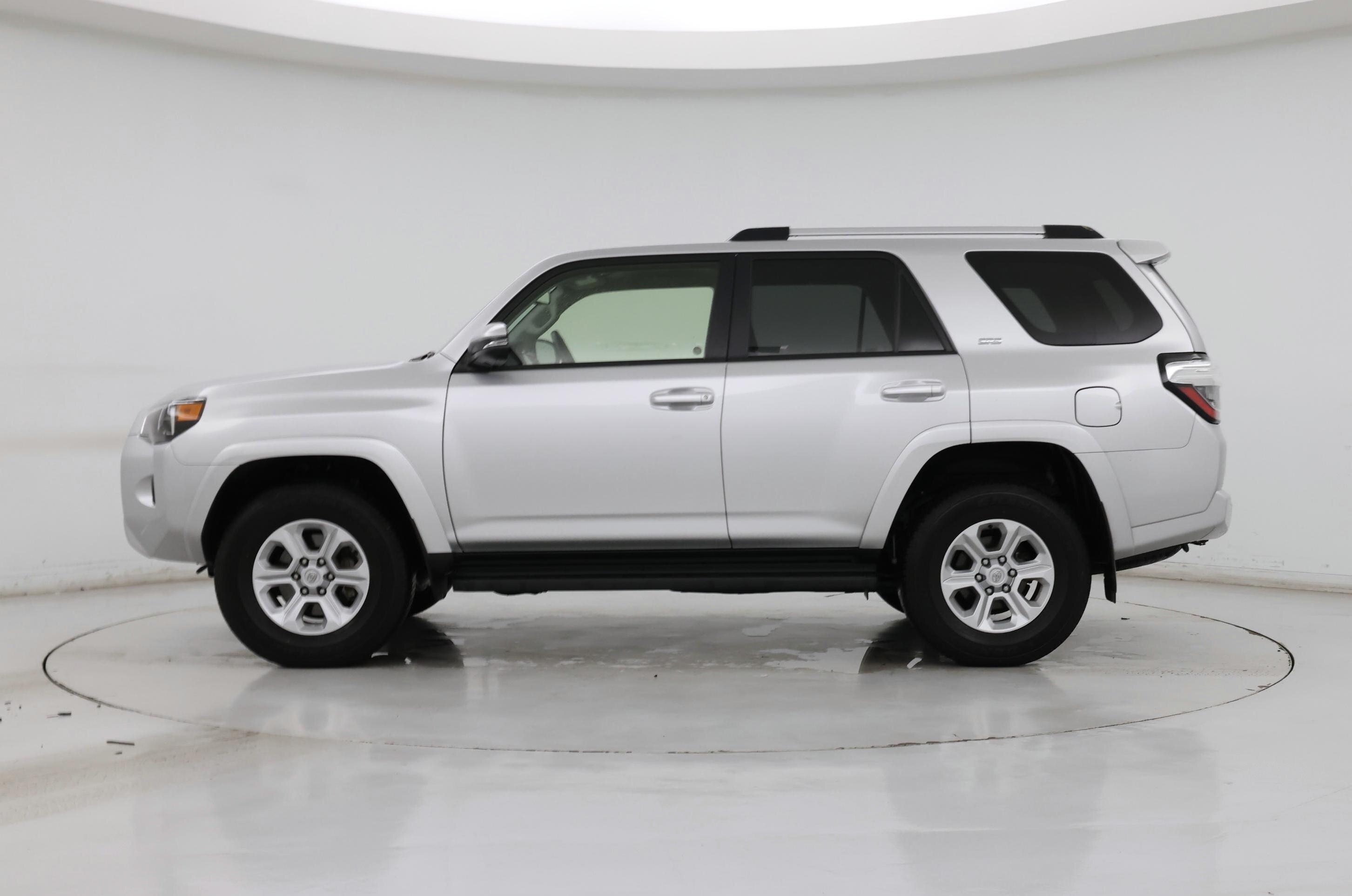 Thumbnail: 2024 Toyota 4Runner - 3