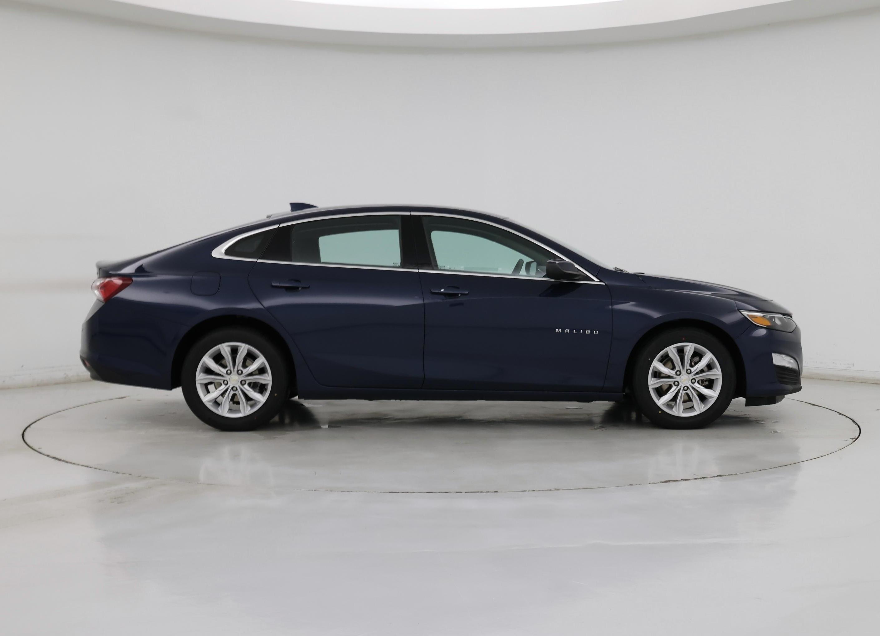 Thumbnail: 2021 Chevrolet Malibu - 7