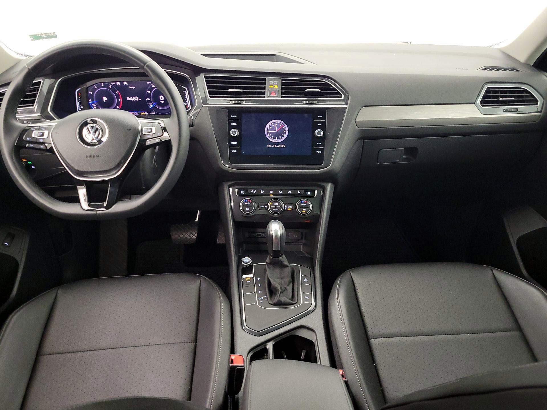 Thumbnail: 2020 Volkswagen Tiguan - 9