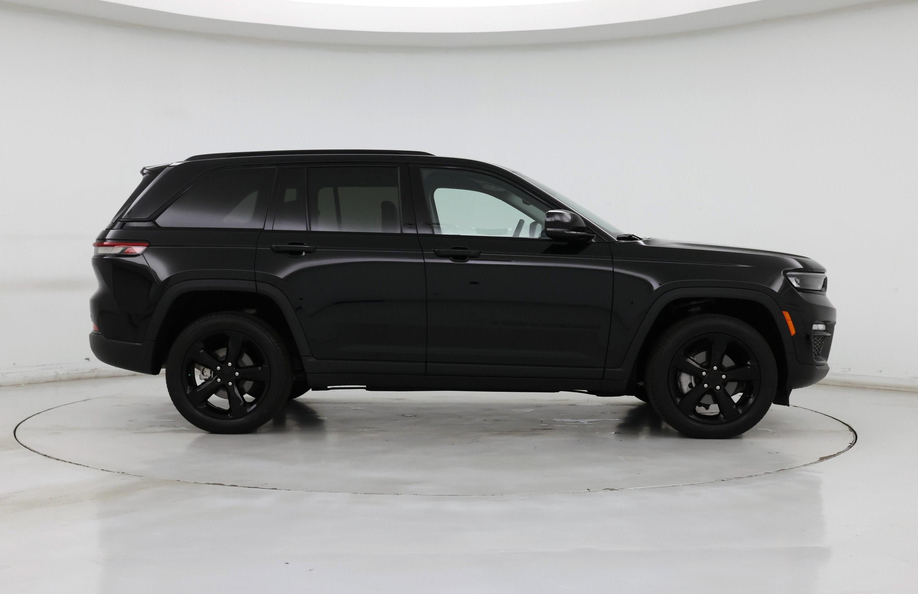 Thumbnail: 2023 Jeep Grand Cherokee - 7