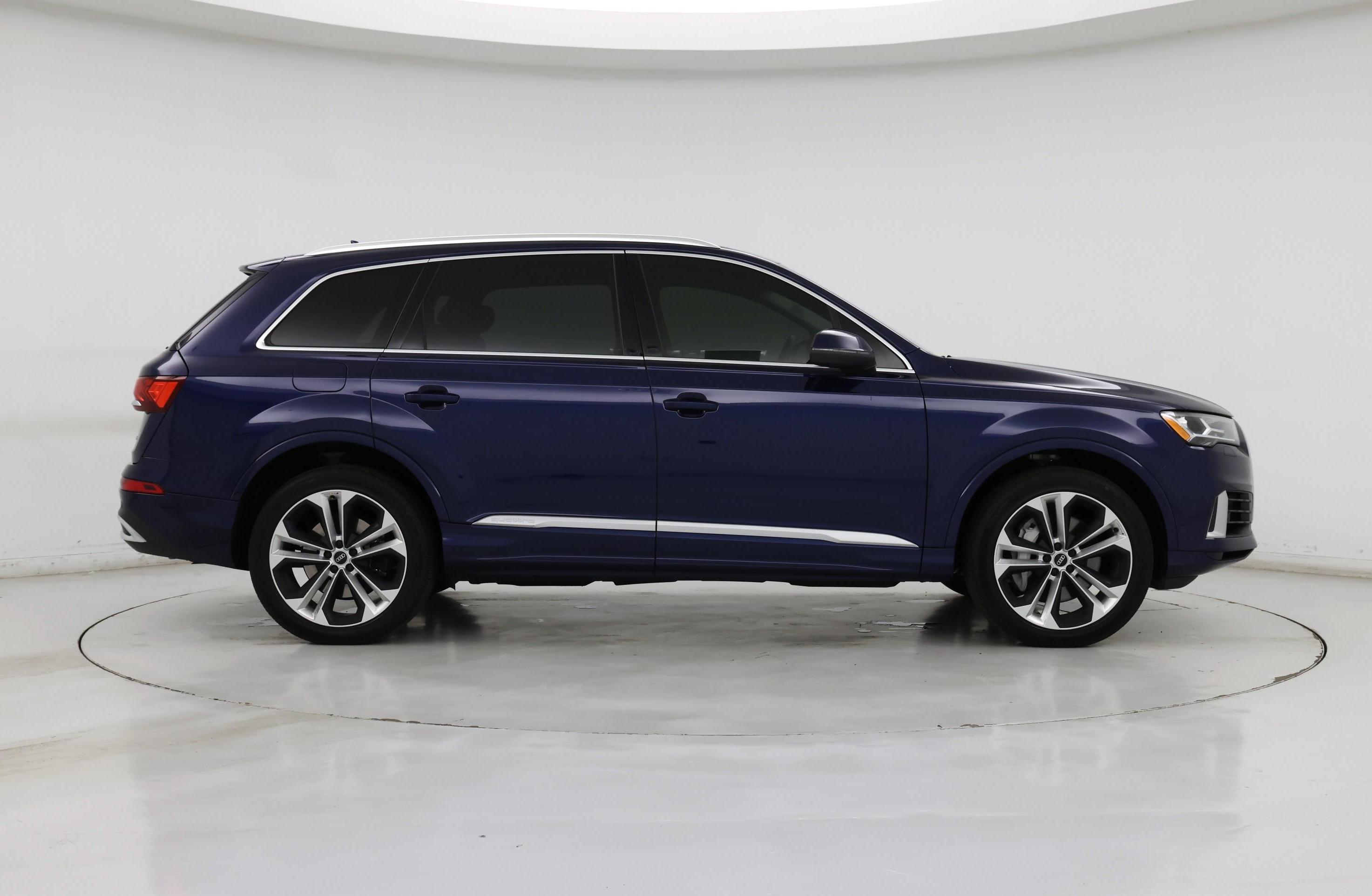 Thumbnail: 2022 Audi Q7 - 7