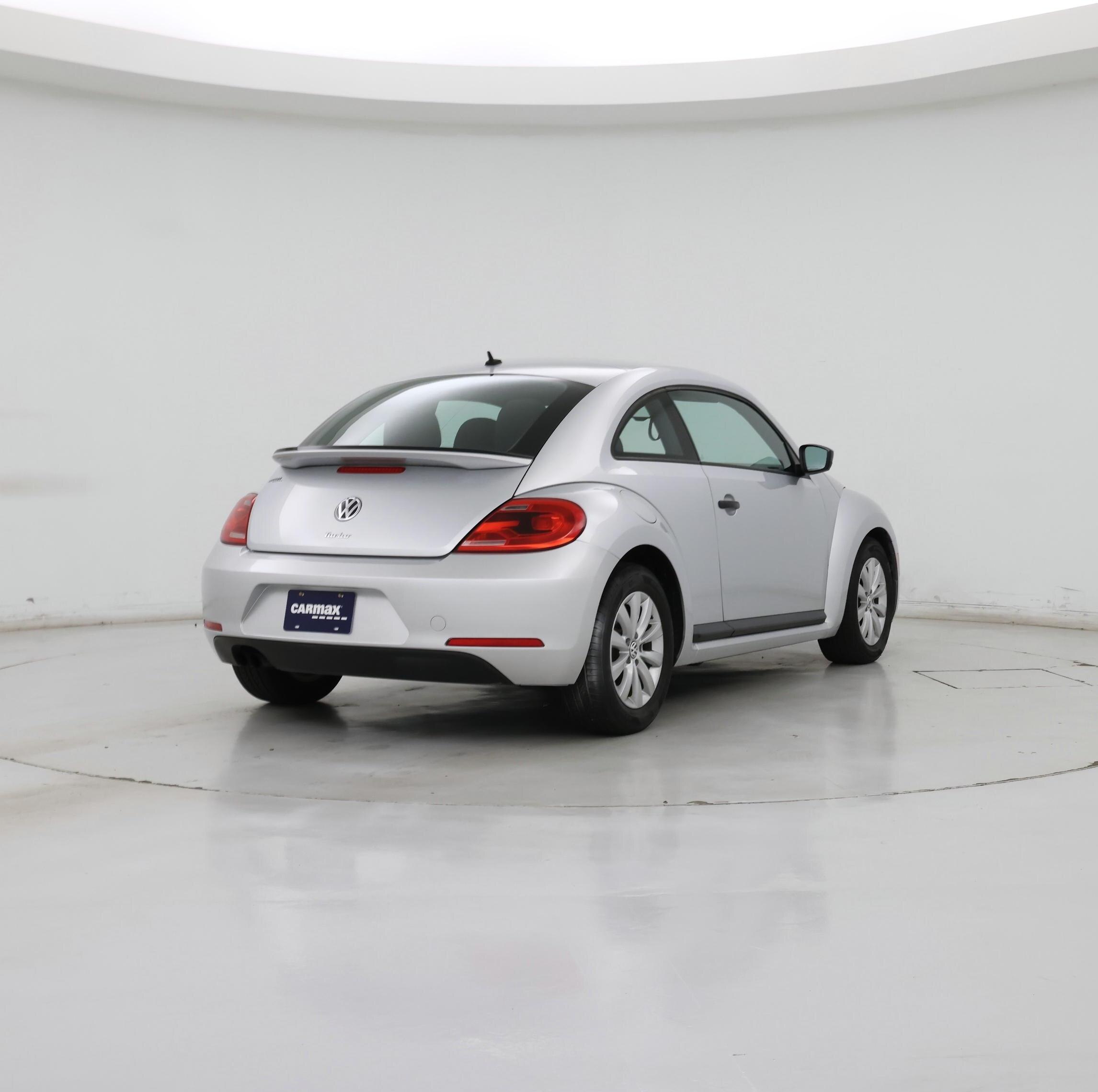 Thumbnail: 2016 Volkswagen Beetle - 8