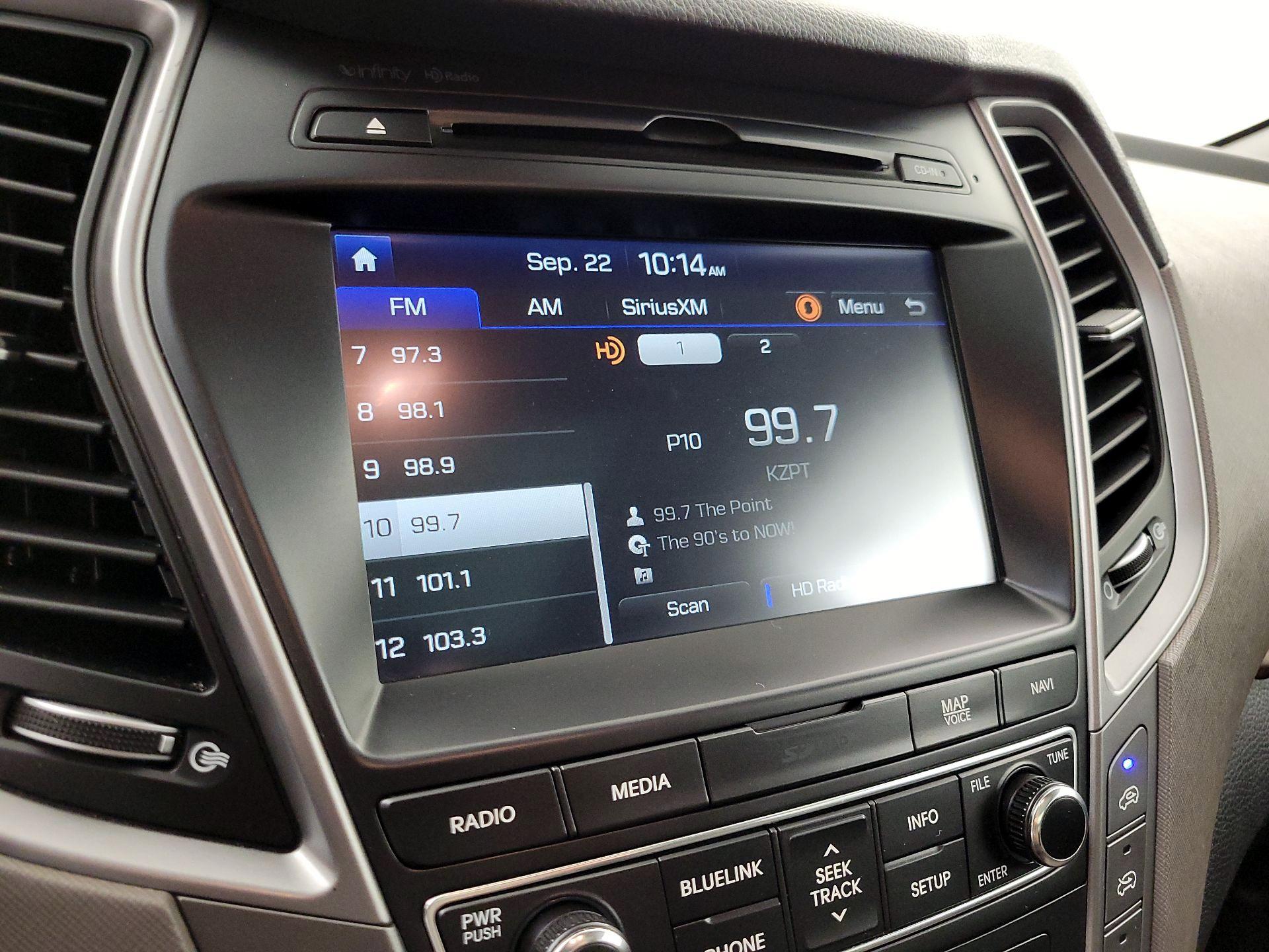 Thumbnail: 2017 Hyundai Santa Fe - 16