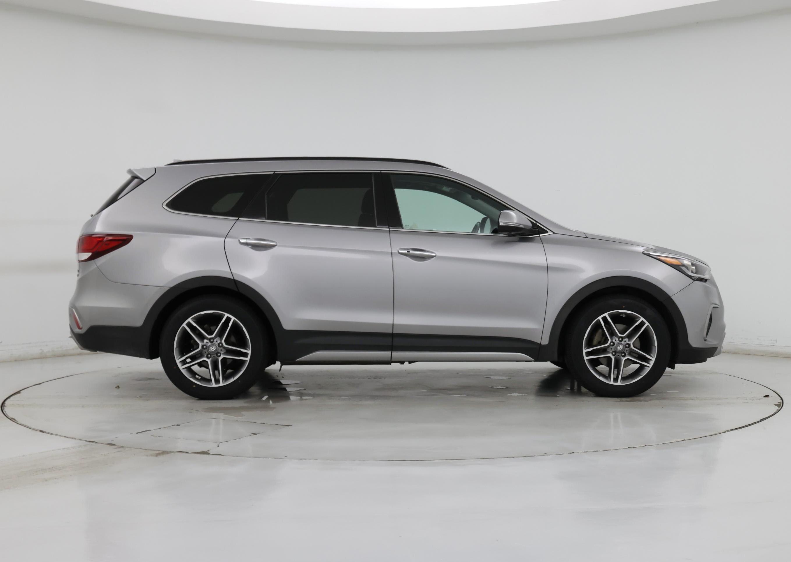 Thumbnail: 2017 Hyundai Santa Fe - 7
