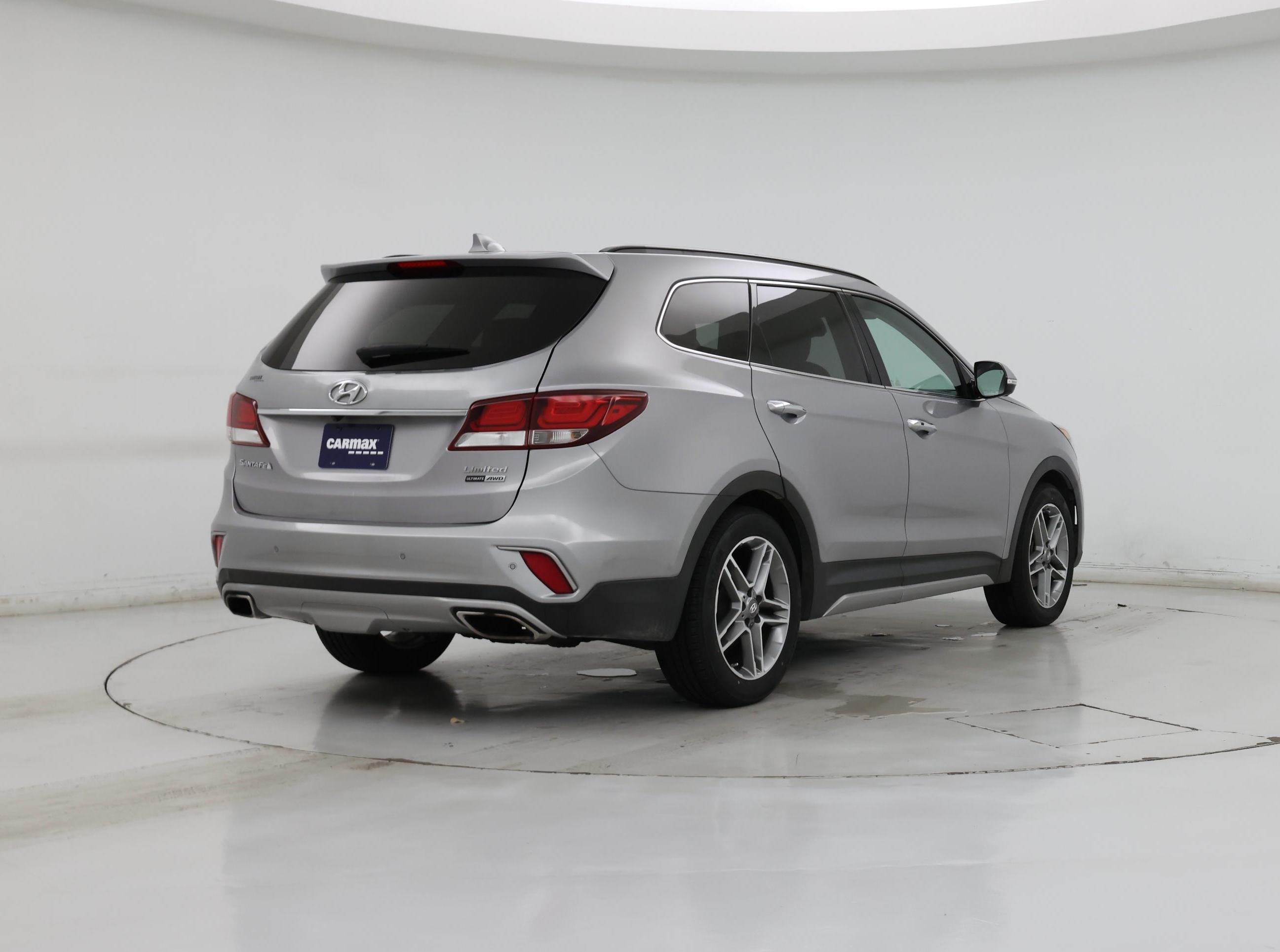 Thumbnail: 2017 Hyundai Santa Fe - 8