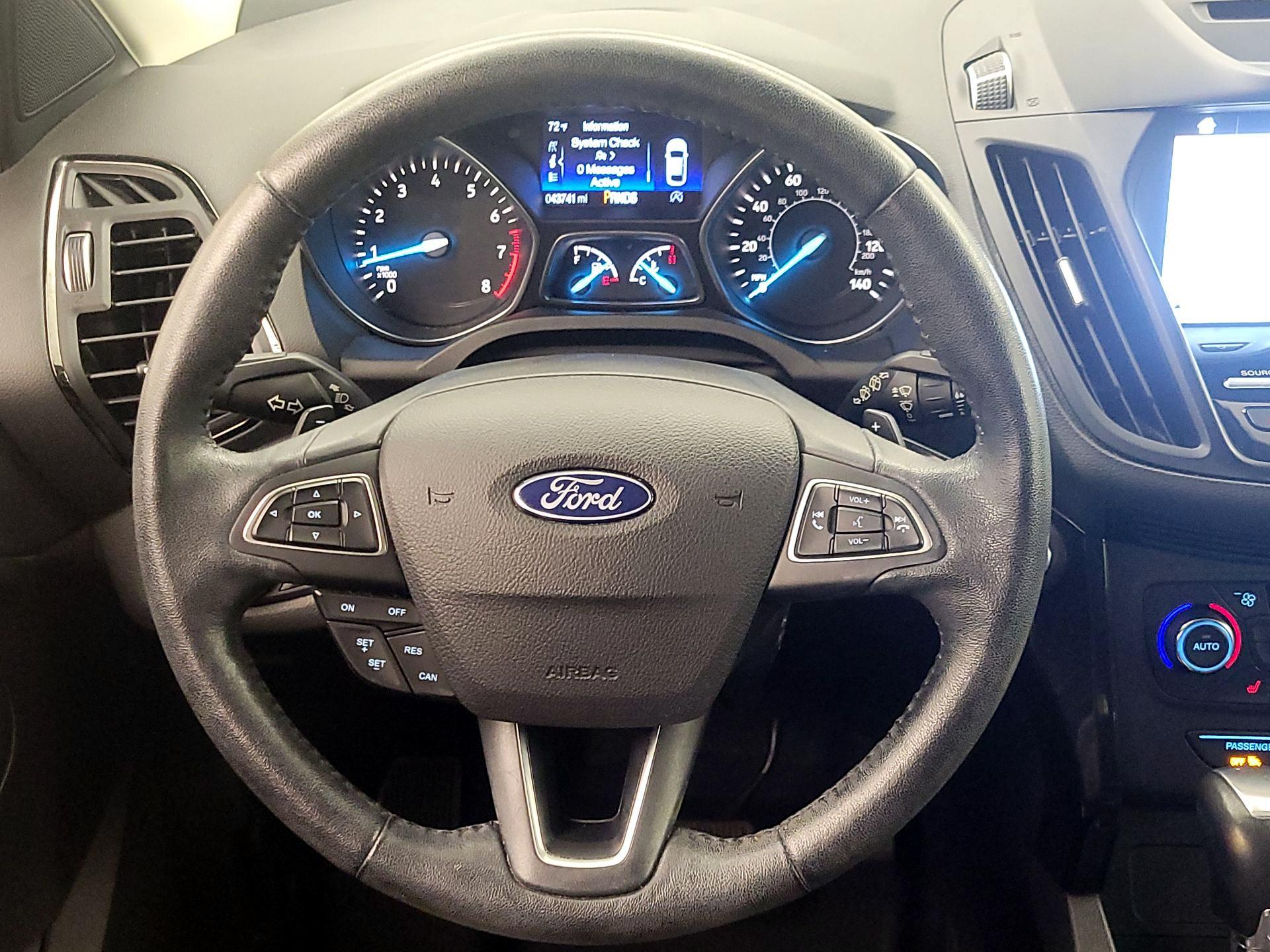 Thumbnail: 2017 Ford Escape - 10