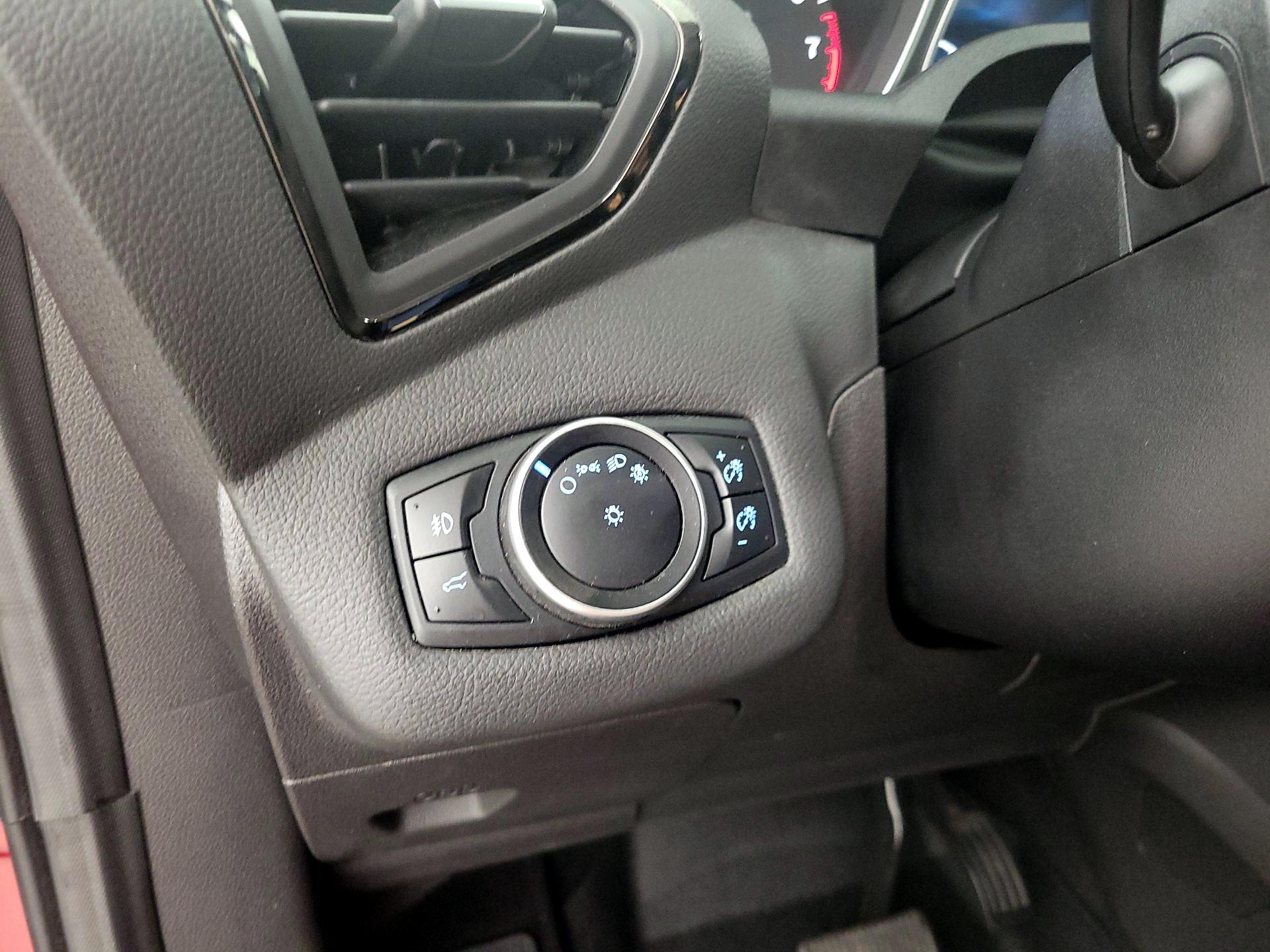 Thumbnail: 2017 Ford Escape - 13