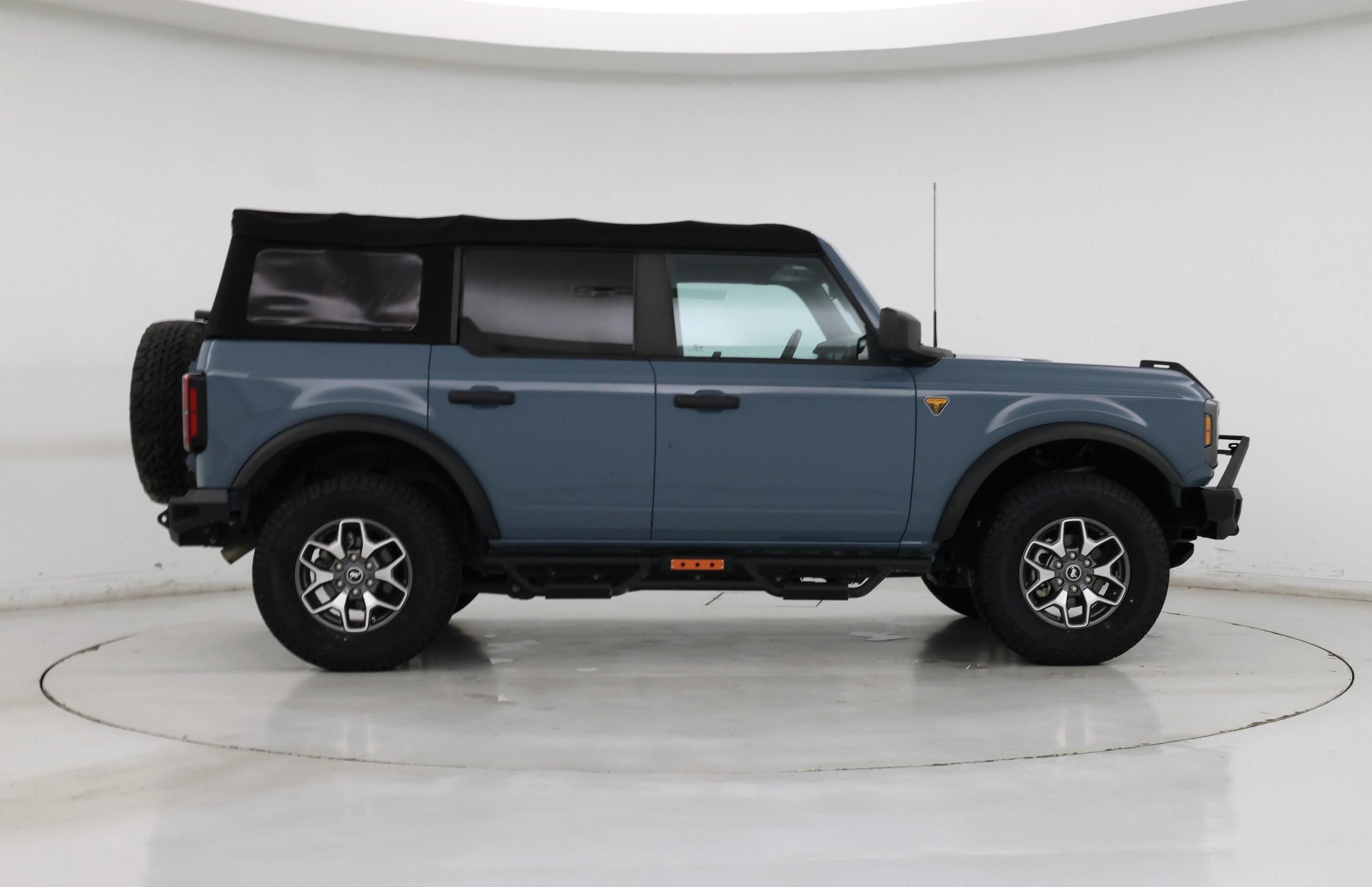 Thumbnail: 2023 Ford Bronco - 7