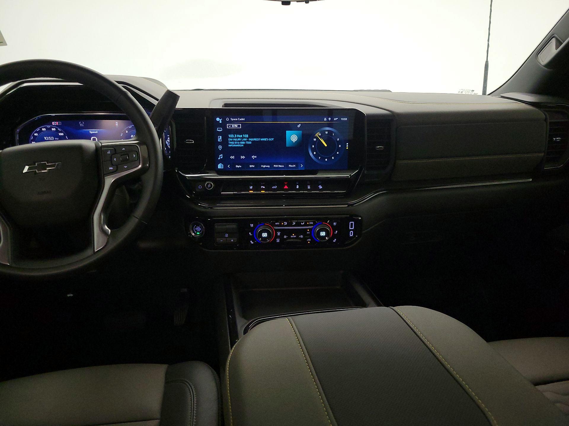 Thumbnail: 2025 Chevrolet Silverado 2500 - 9