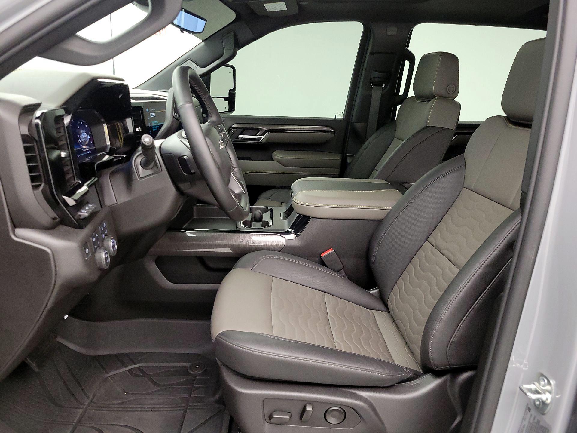 Thumbnail: 2025 Chevrolet Silverado 2500 - 11