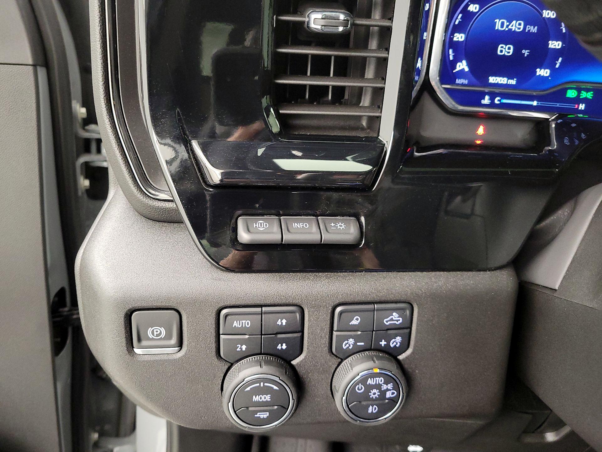 Thumbnail: 2025 Chevrolet Silverado 2500 - 13