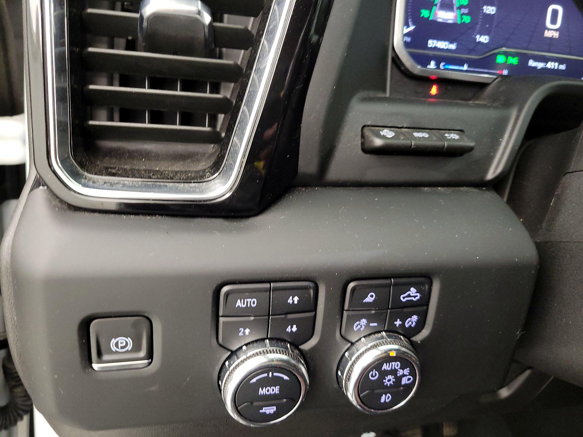 Thumbnail: 2024 GMC Sierra 2500 - 13