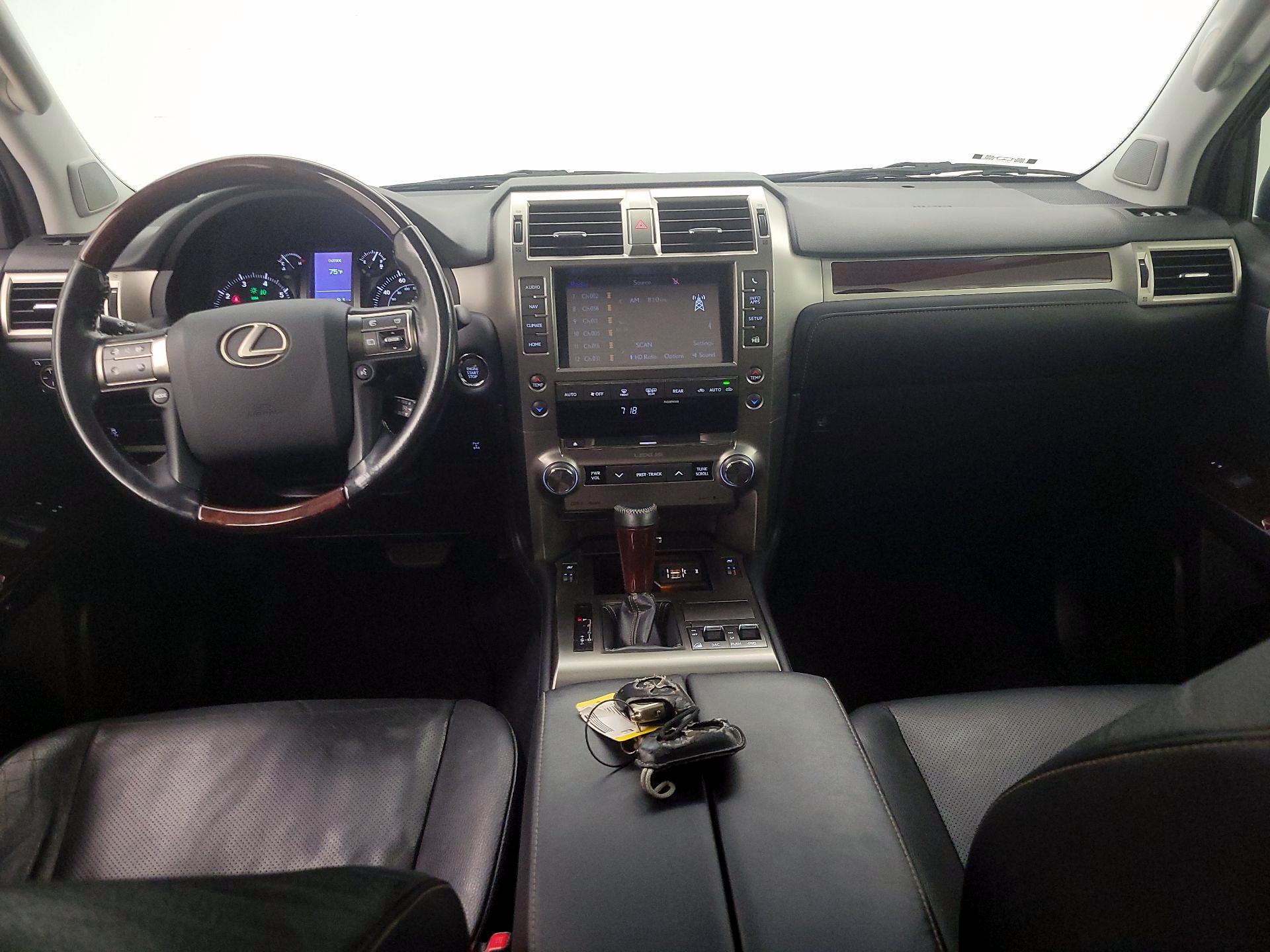 Thumbnail: 2017 Lexus GX - 9