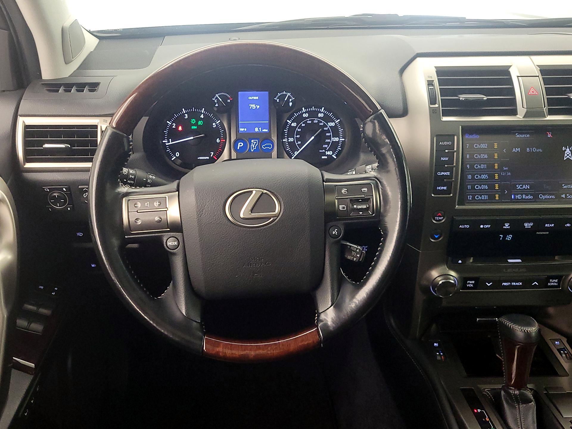 Thumbnail: 2017 Lexus GX - 10