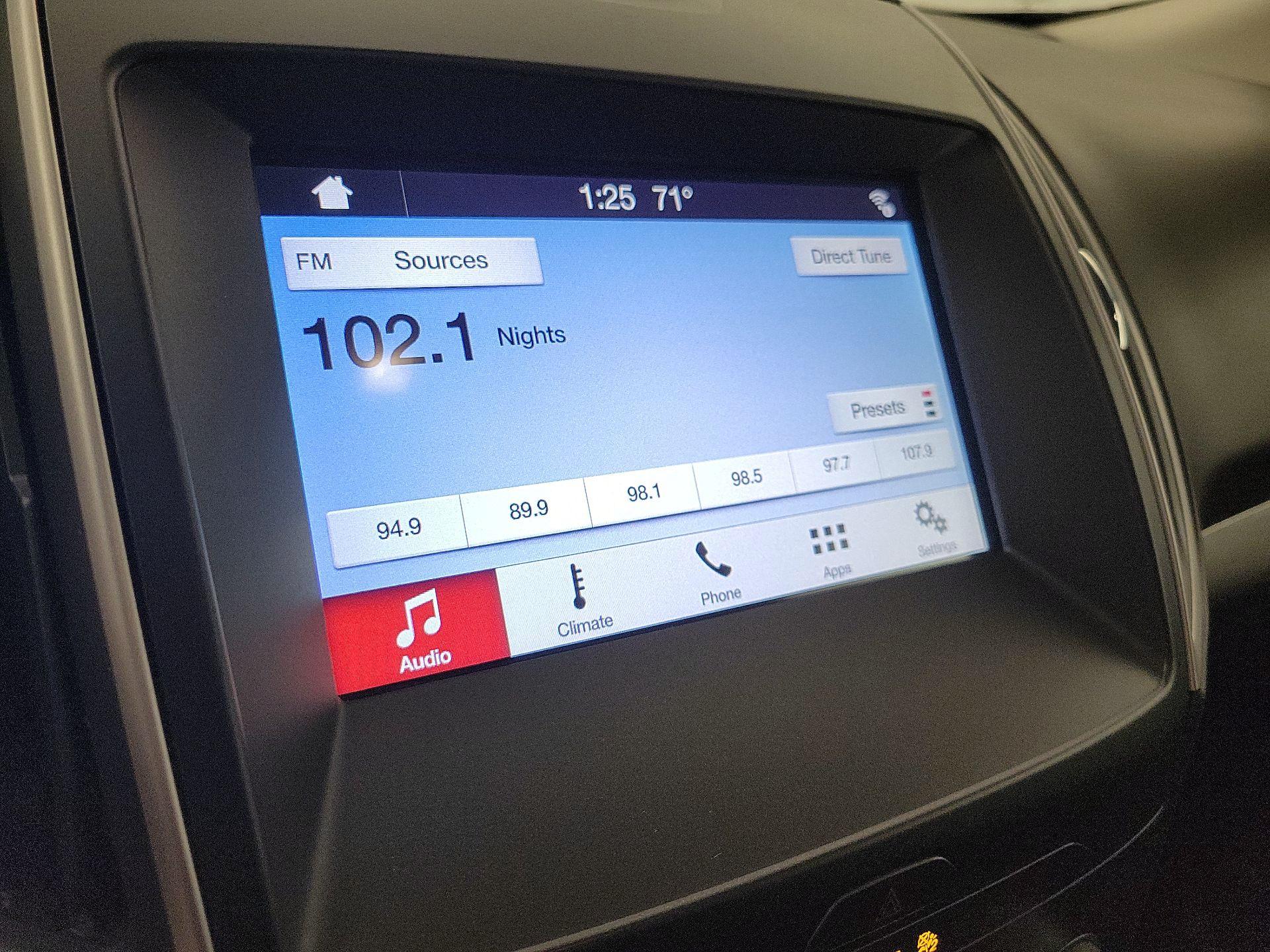 Thumbnail: 2019 Ford Edge - 15