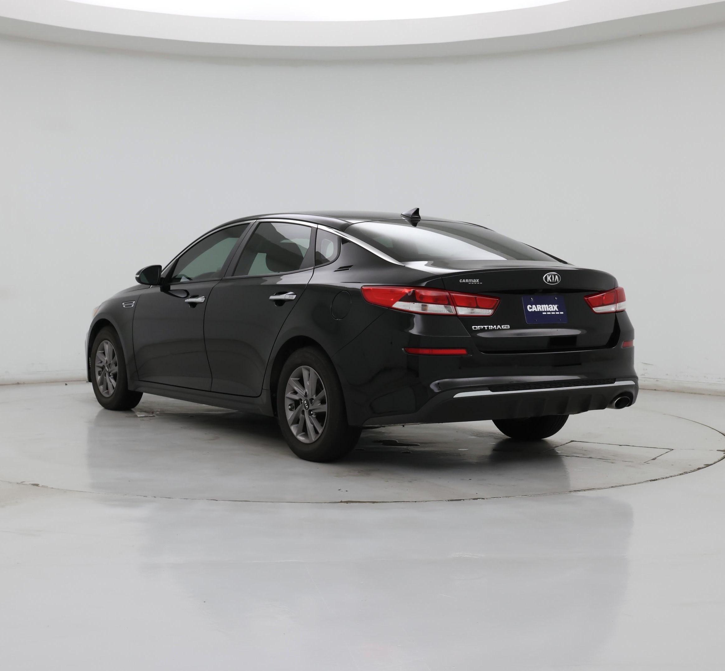 Thumbnail: 2020 Kia Optima - 2
