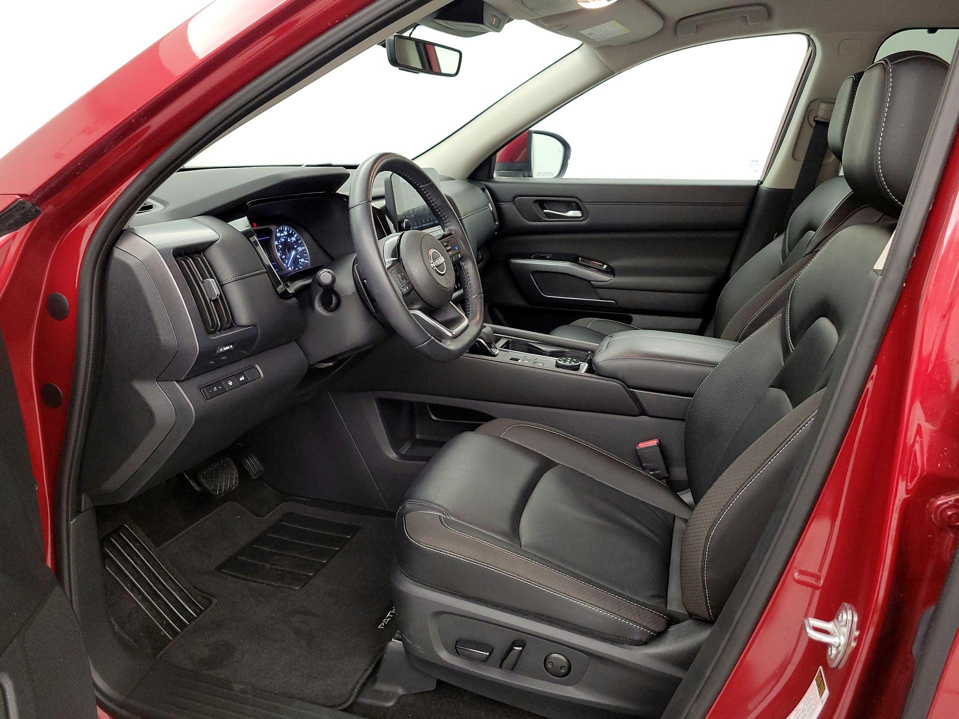 Thumbnail: 2024 Nissan Pathfinder - 11