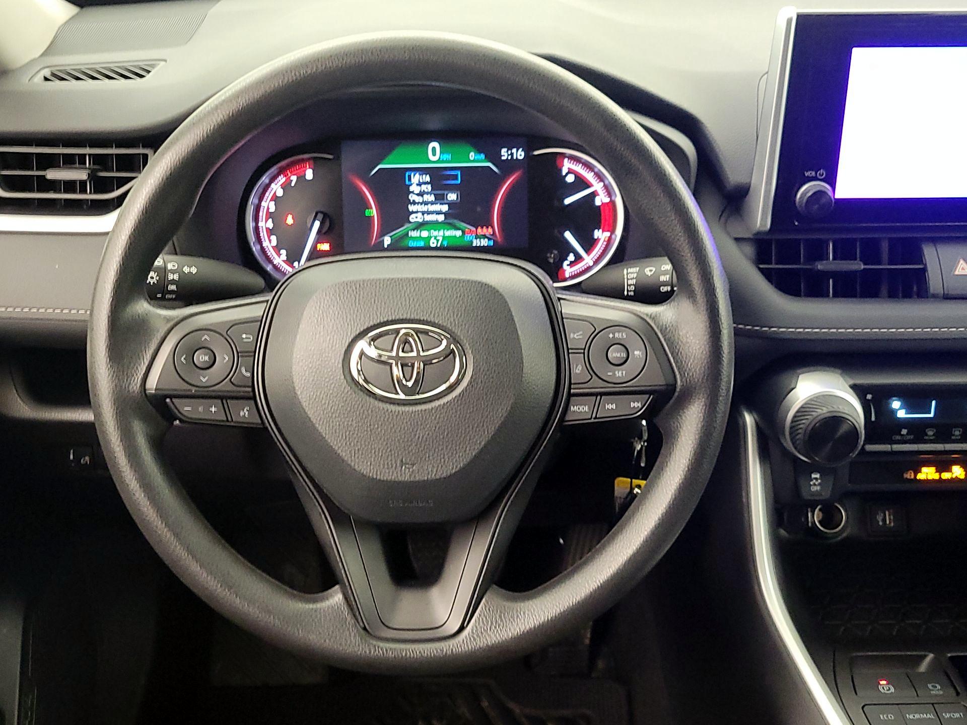 Thumbnail: 2024 Toyota RAV4 - 10