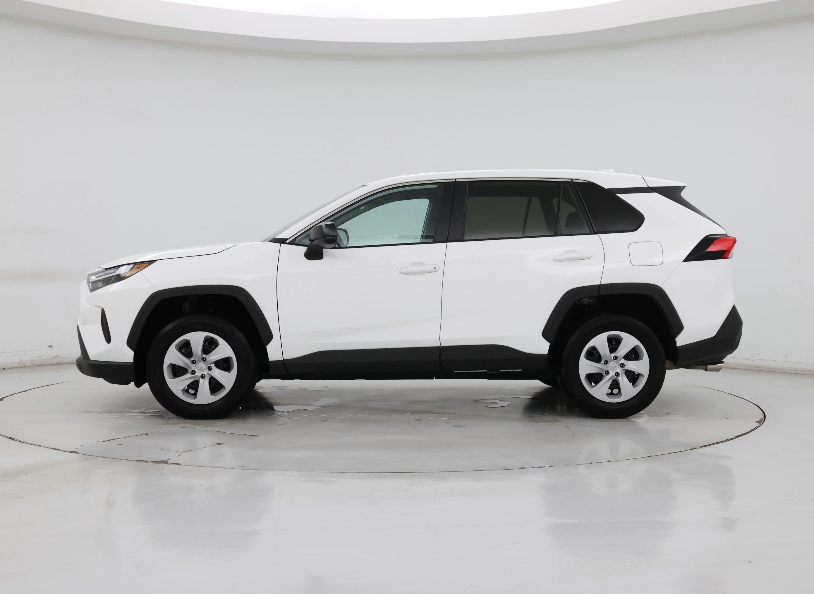 Thumbnail: 2024 Toyota RAV4 - 3