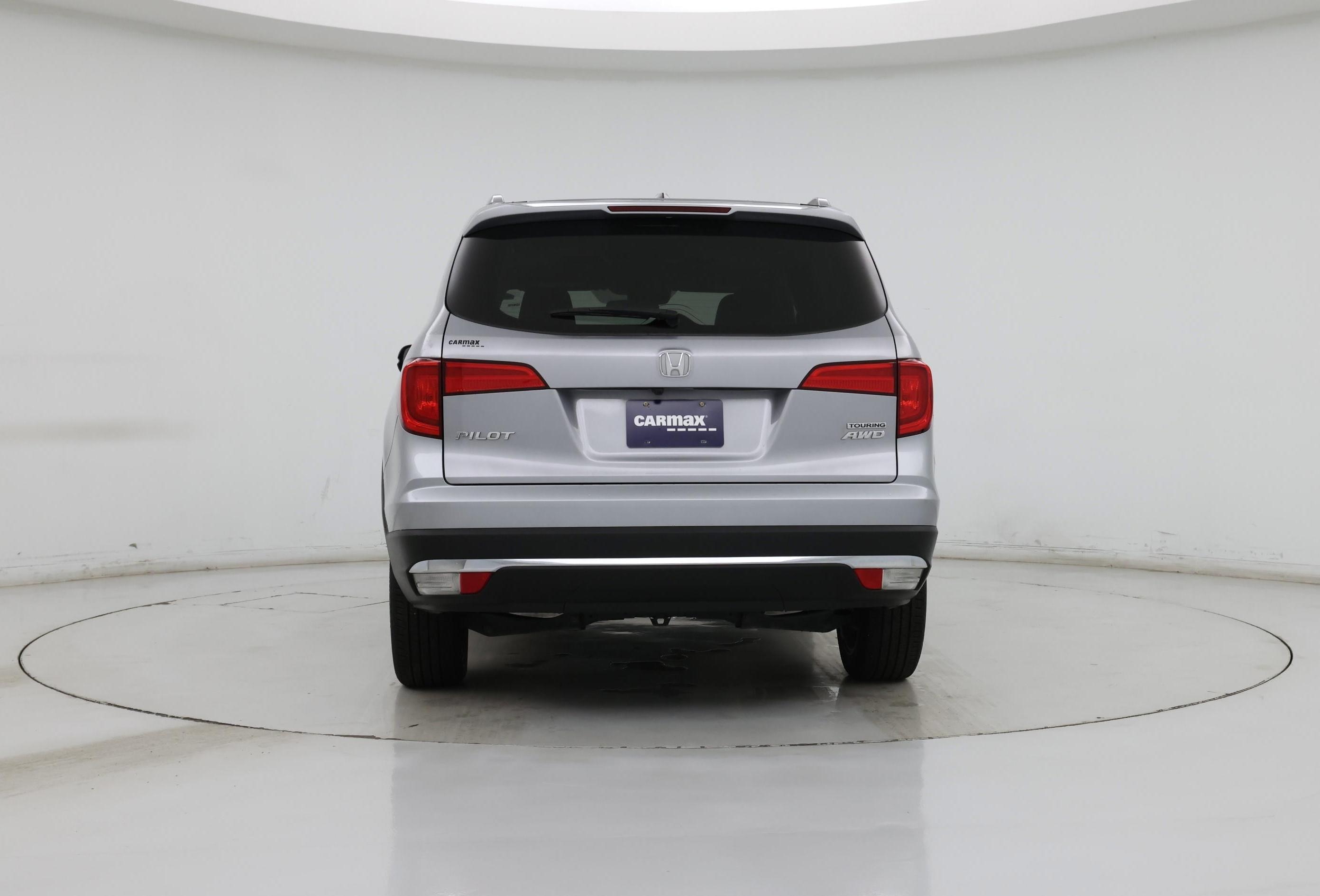 Thumbnail: 2017 Honda Pilot - 6