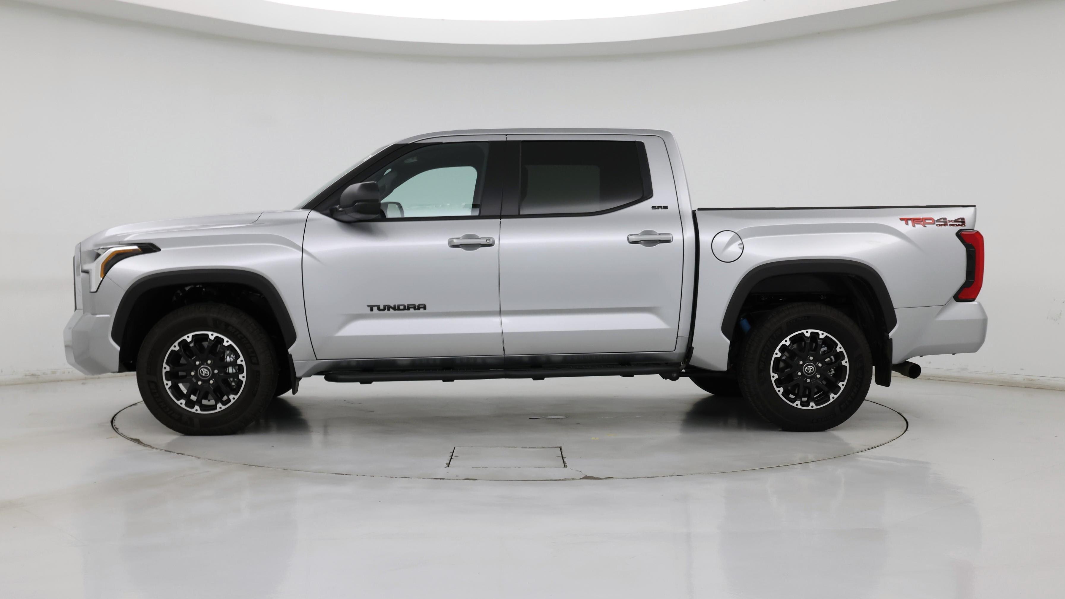 Thumbnail: 2025 Toyota Tundra - 3