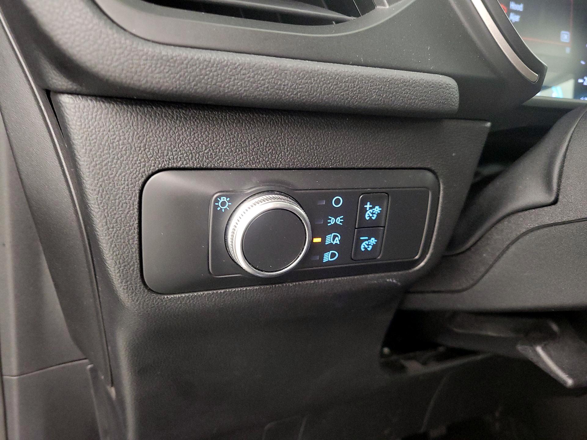 Thumbnail: 2020 Ford Escape - 13