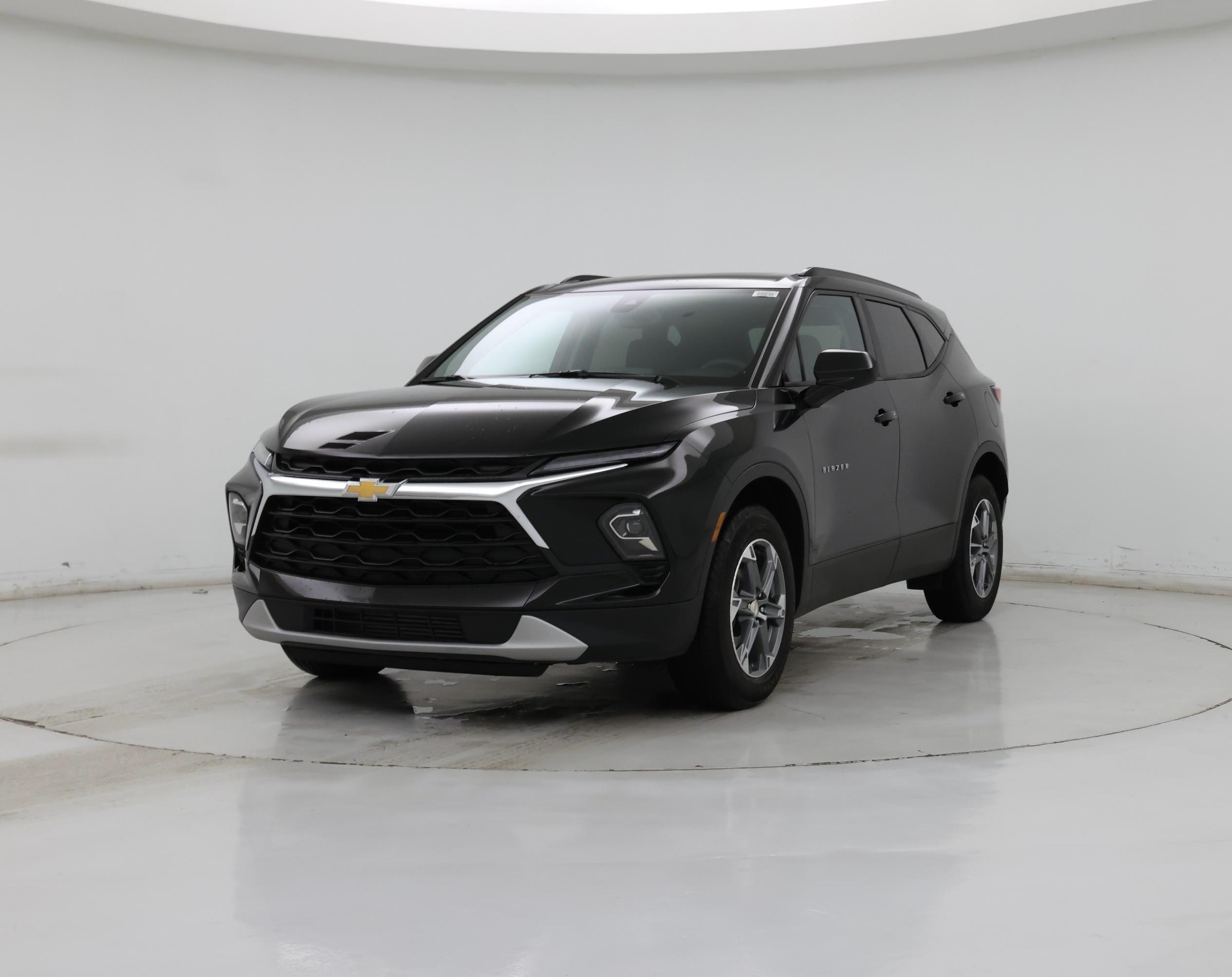 Thumbnail: 2023 Chevrolet Blazer - 4