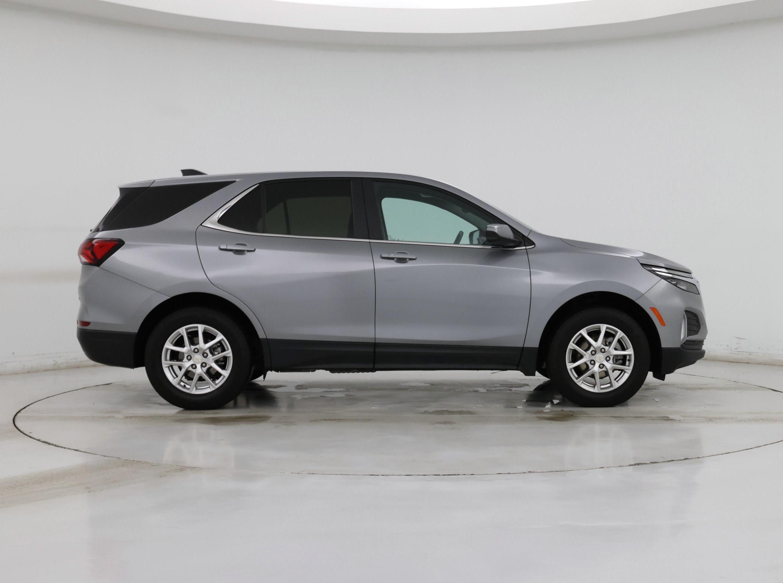 Thumbnail: 2023 Chevrolet Equinox - 7
