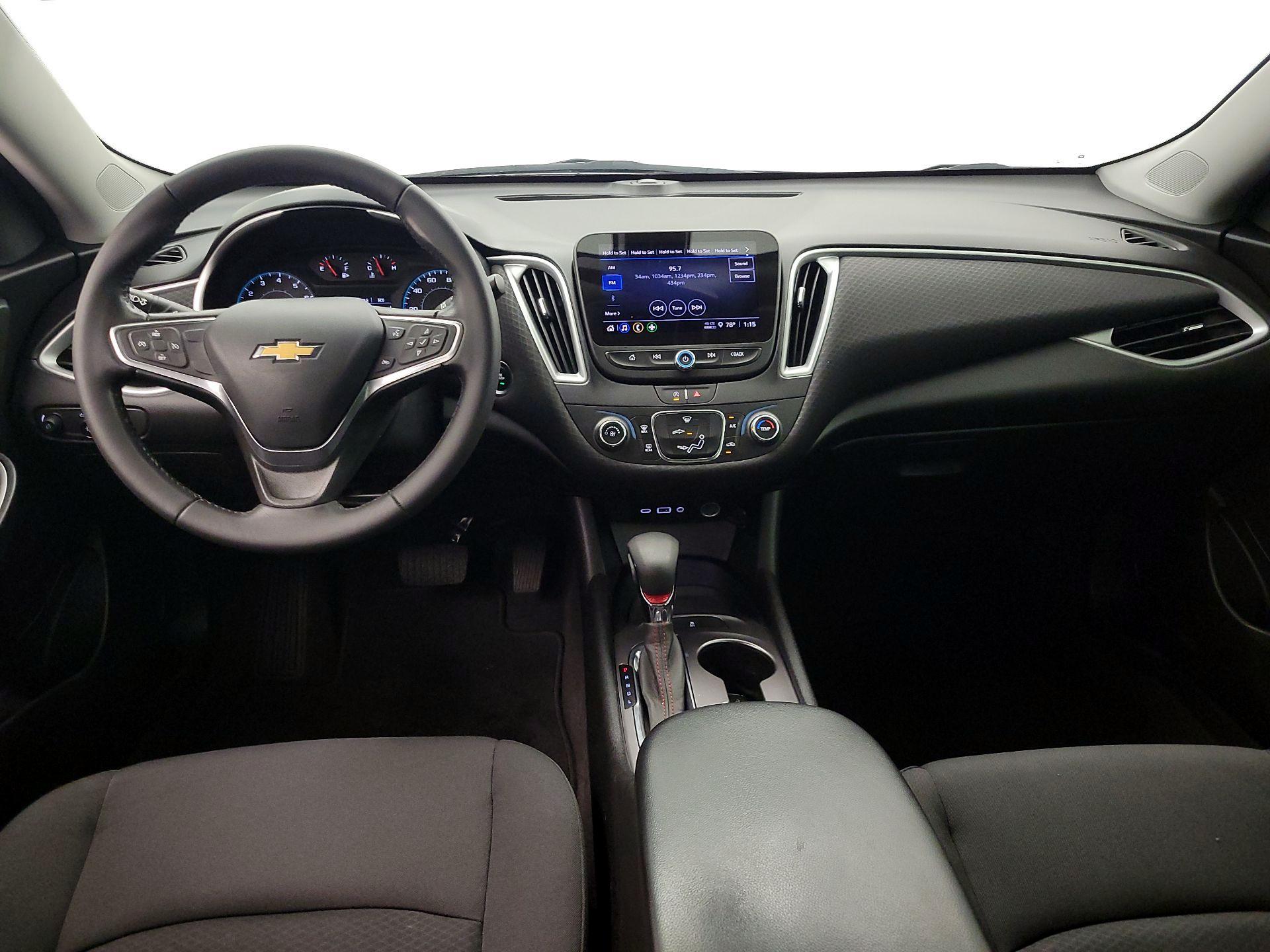 Thumbnail: 2022 Chevrolet Malibu - 9