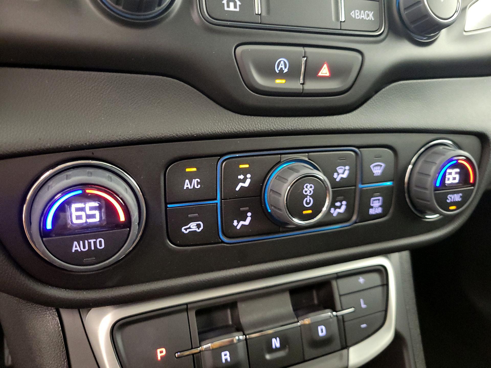 Thumbnail: 2023 GMC Terrain - 16