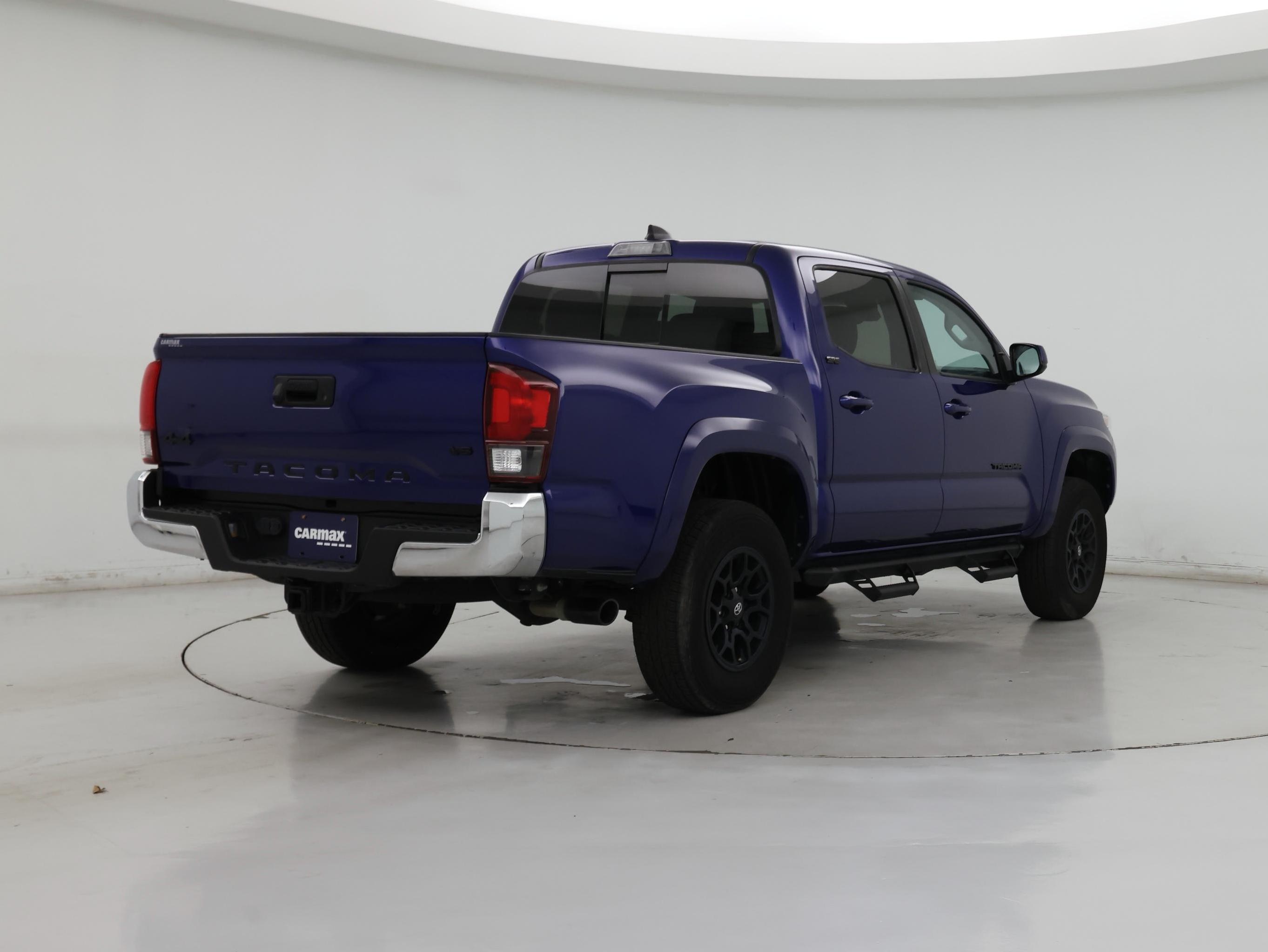 Thumbnail: 2022 Toyota Tacoma - 8