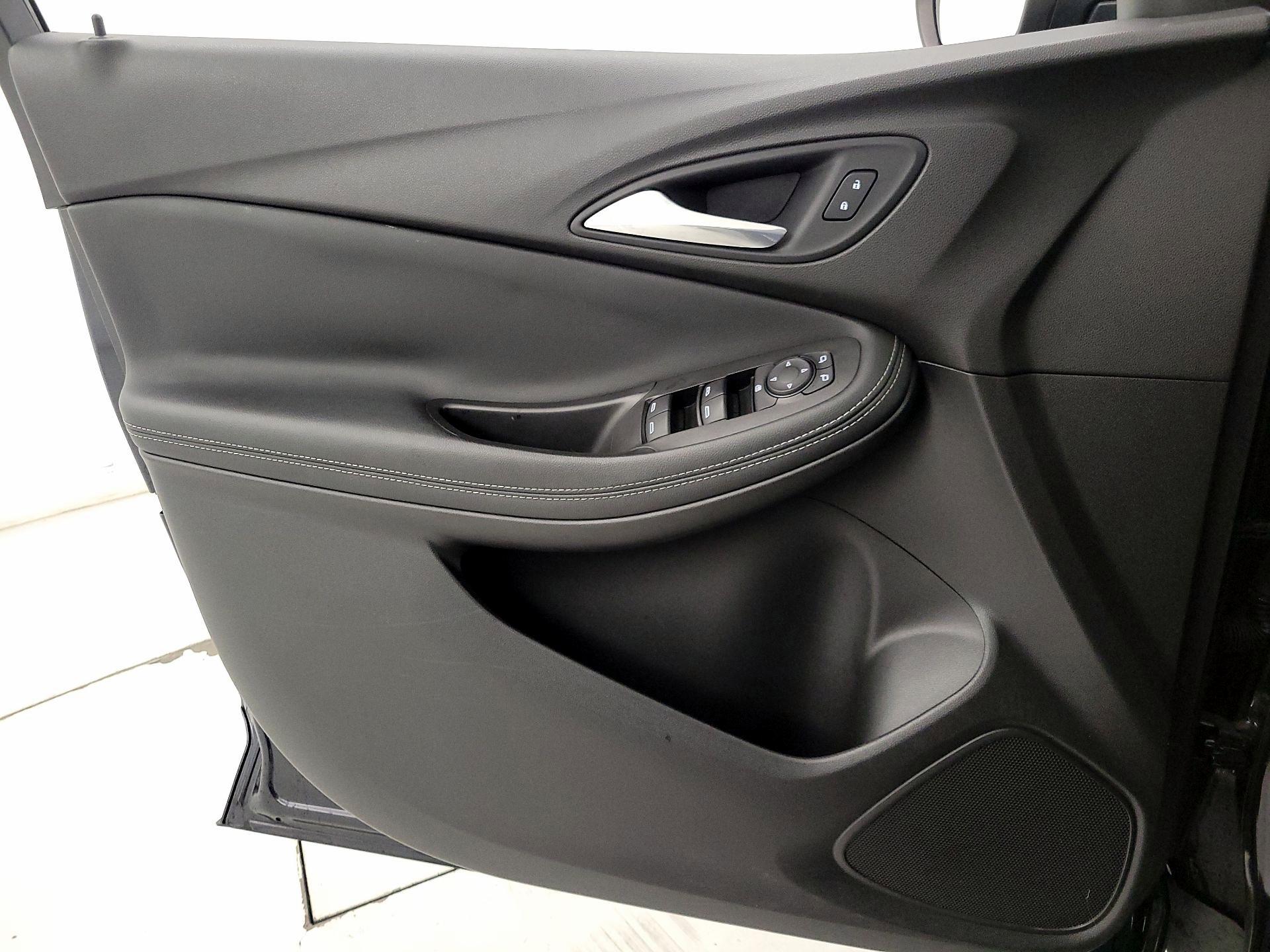 Thumbnail: 2021 Buick Encore GX - 12