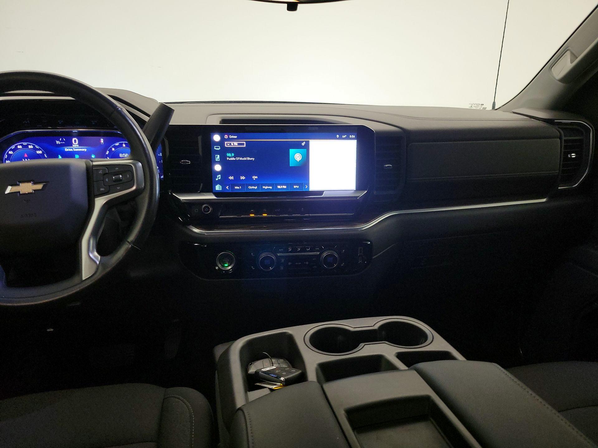 Thumbnail: 2022 Chevrolet Silverado 1500 - 9
