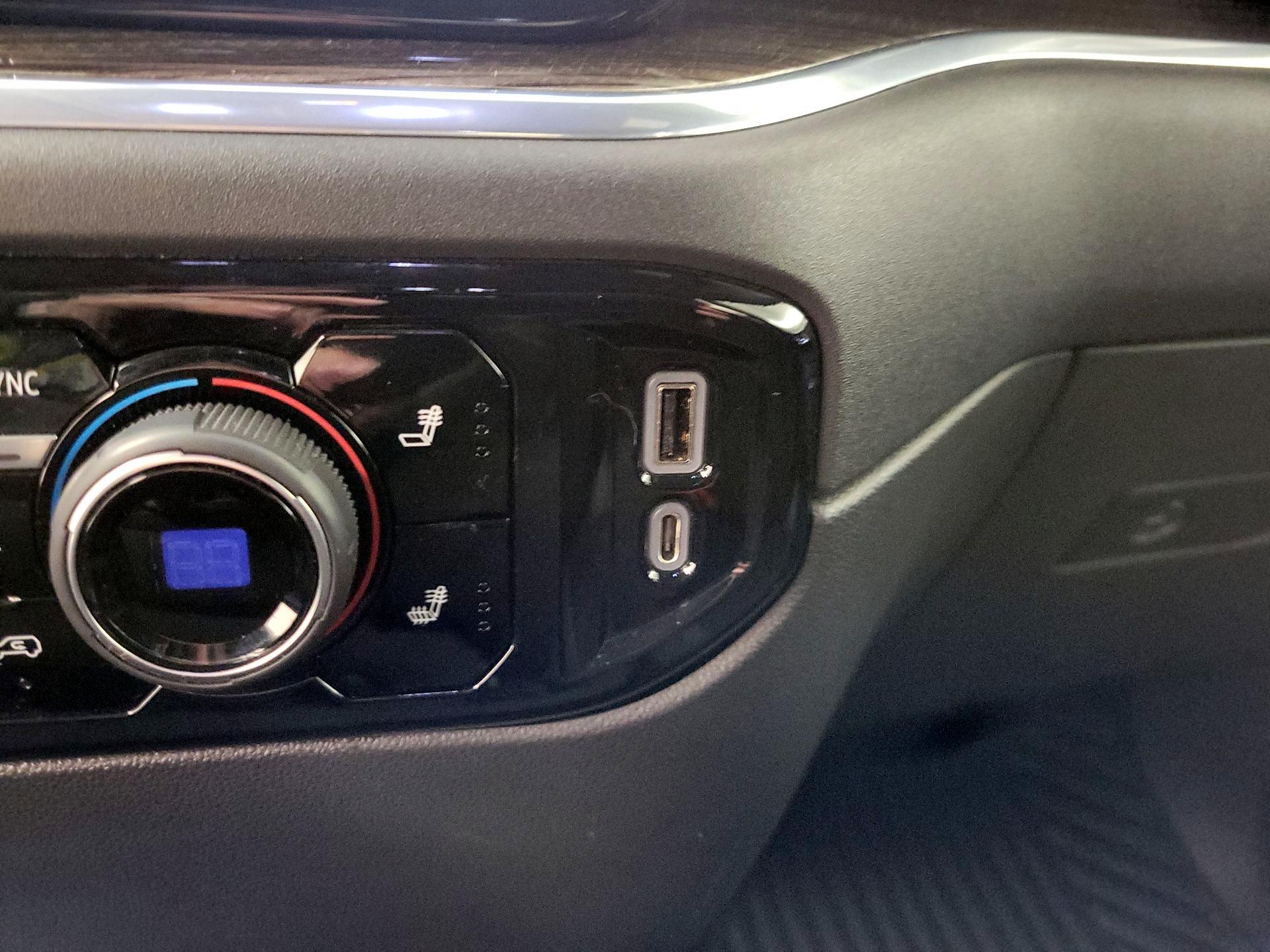 Thumbnail: 2022 Chevrolet Silverado 1500 - 18