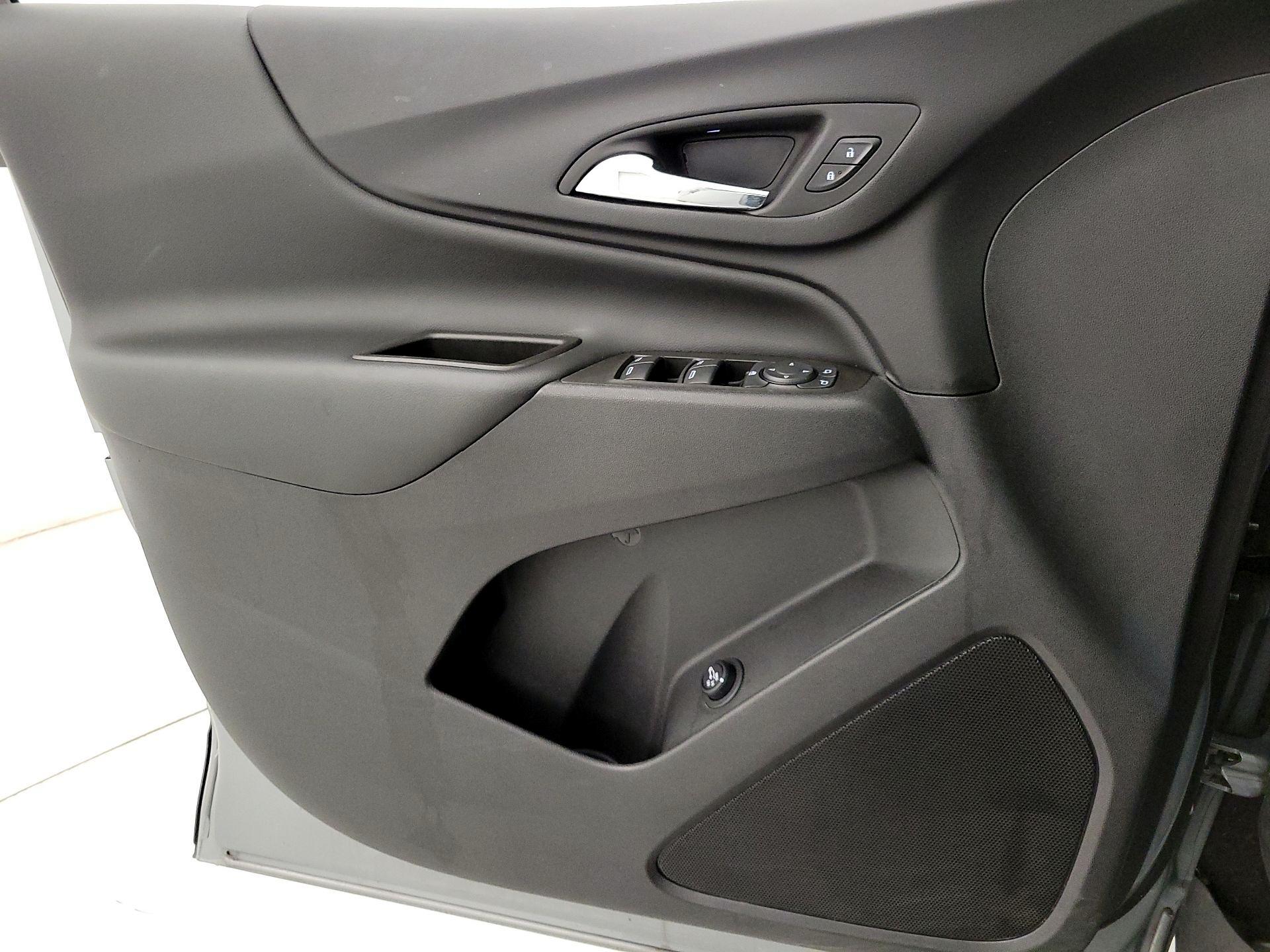 Thumbnail: 2023 Chevrolet Equinox - 12