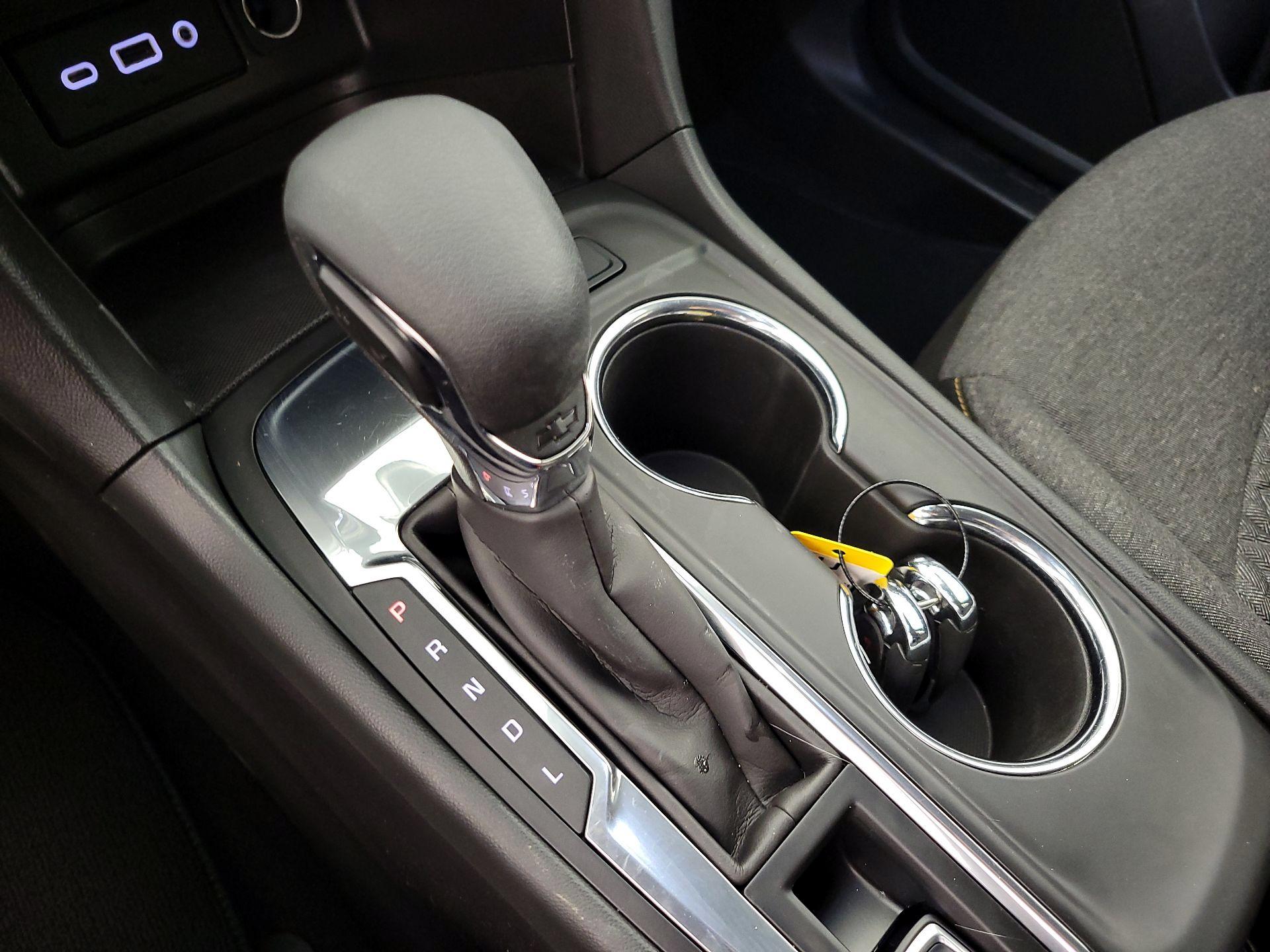 Thumbnail: 2023 Chevrolet Equinox - 17