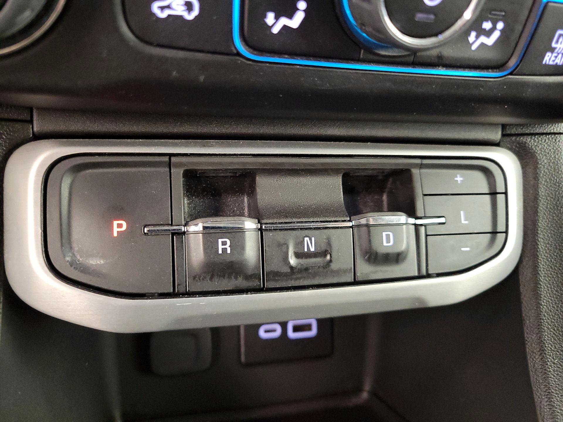 Thumbnail: 2023 GMC Acadia - 17