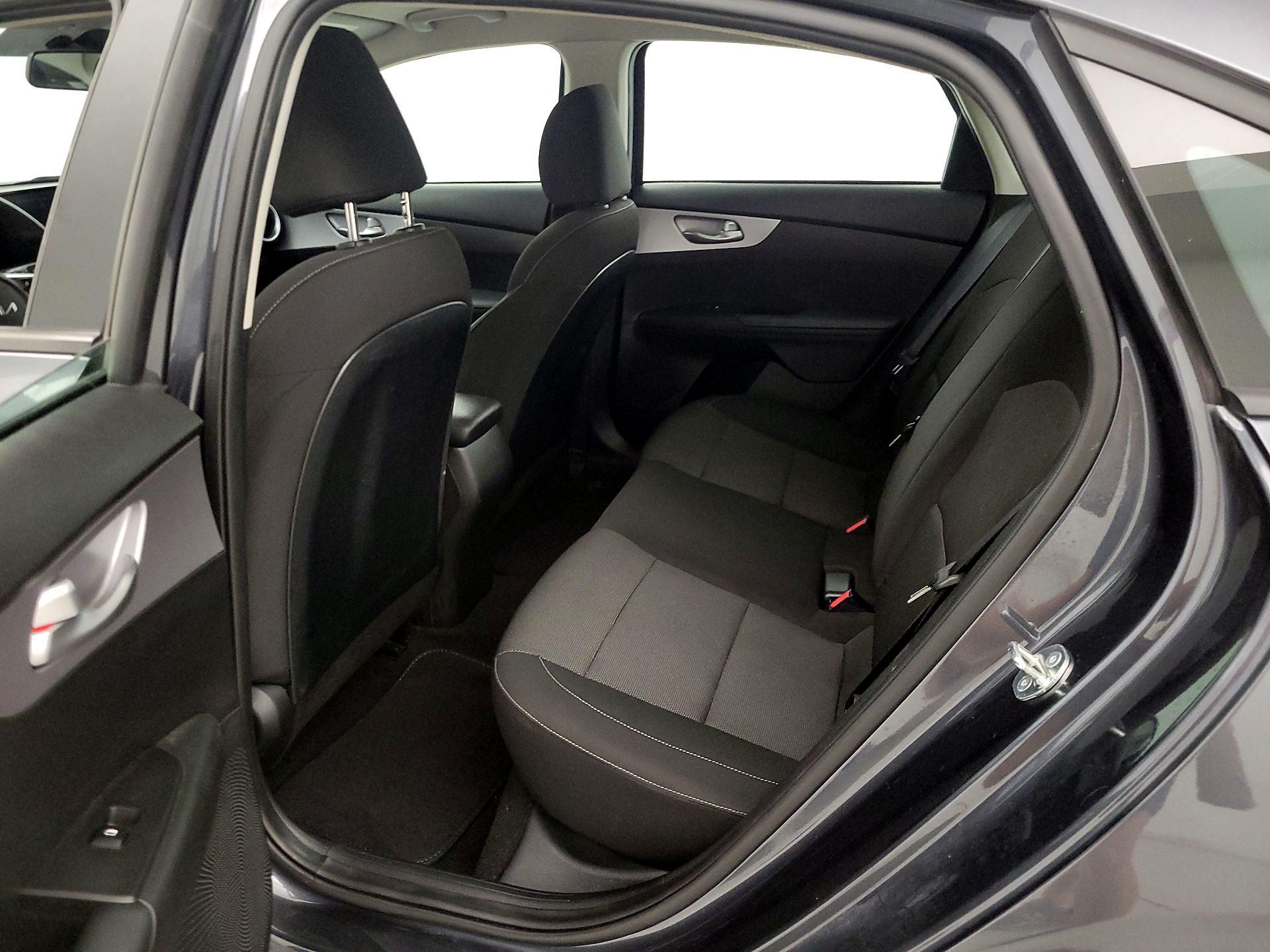 Thumbnail: 2023 Kia Forte - 19