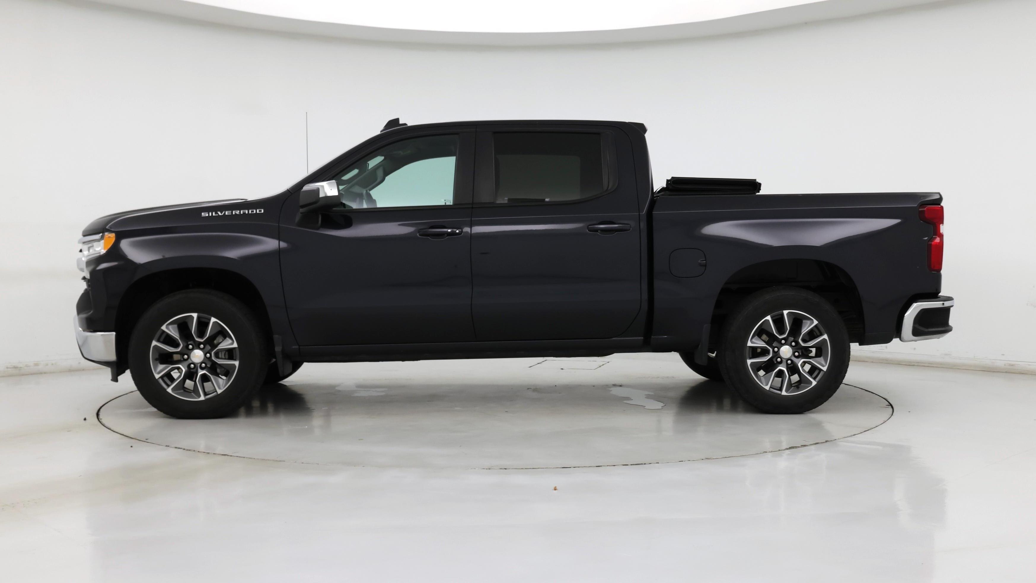 Thumbnail: 2023 Chevrolet Silverado 1500 - 3