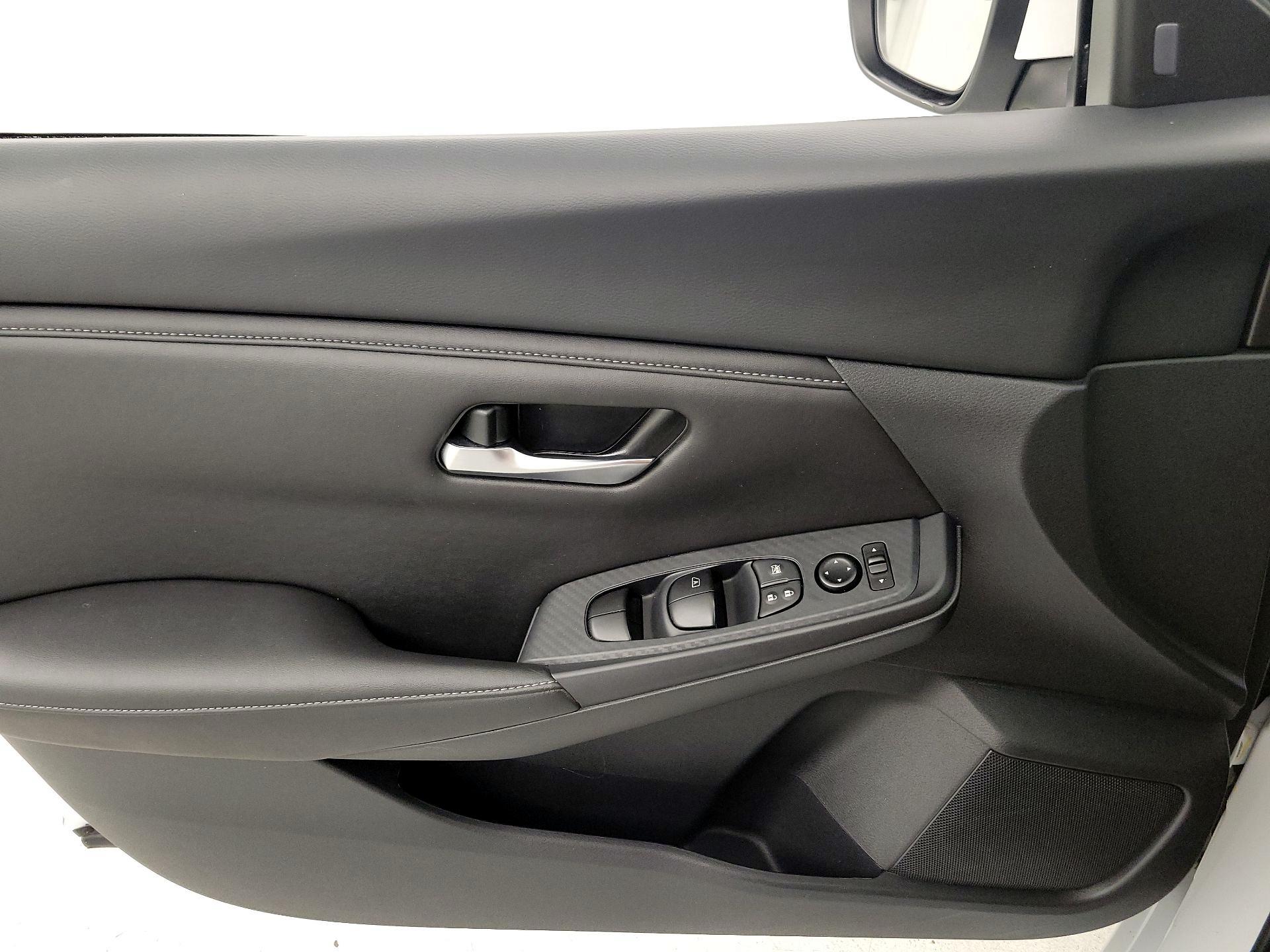 Thumbnail: 2024 Nissan Sentra - 12