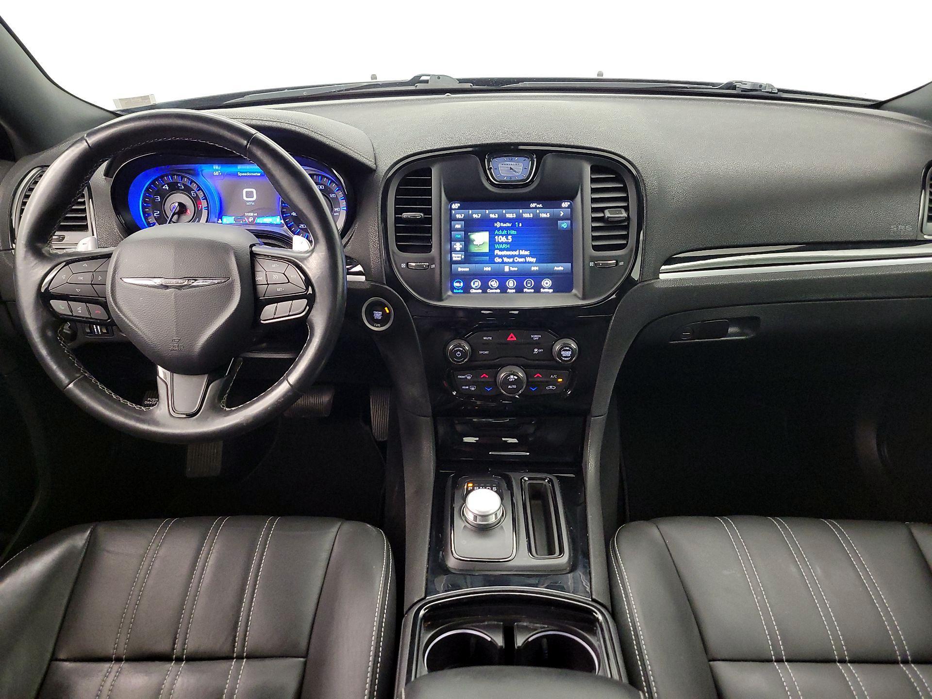 Thumbnail: 2020 Chrysler 300 - 9