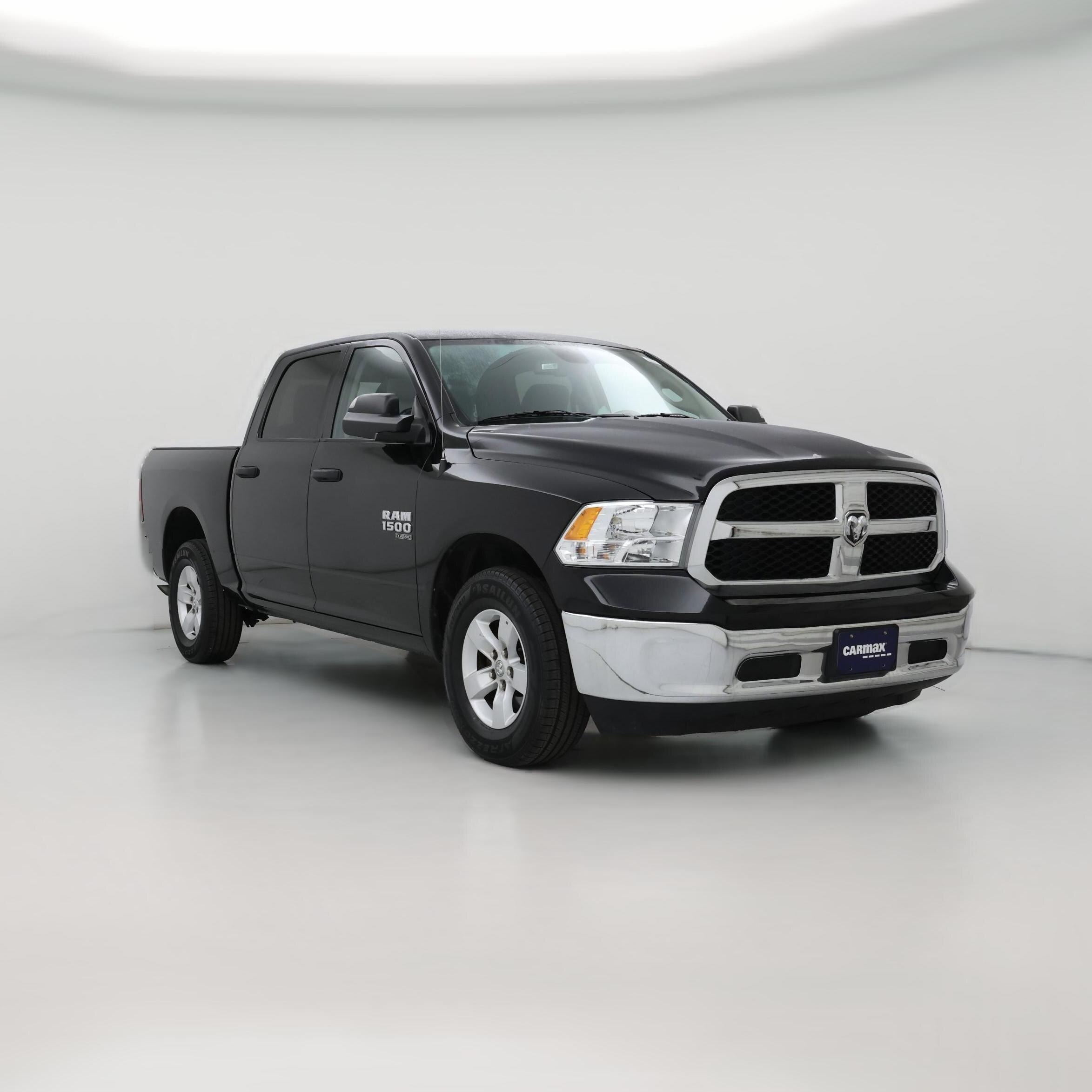 Thumbnail: 2023 RAM 1500 Classic - 1