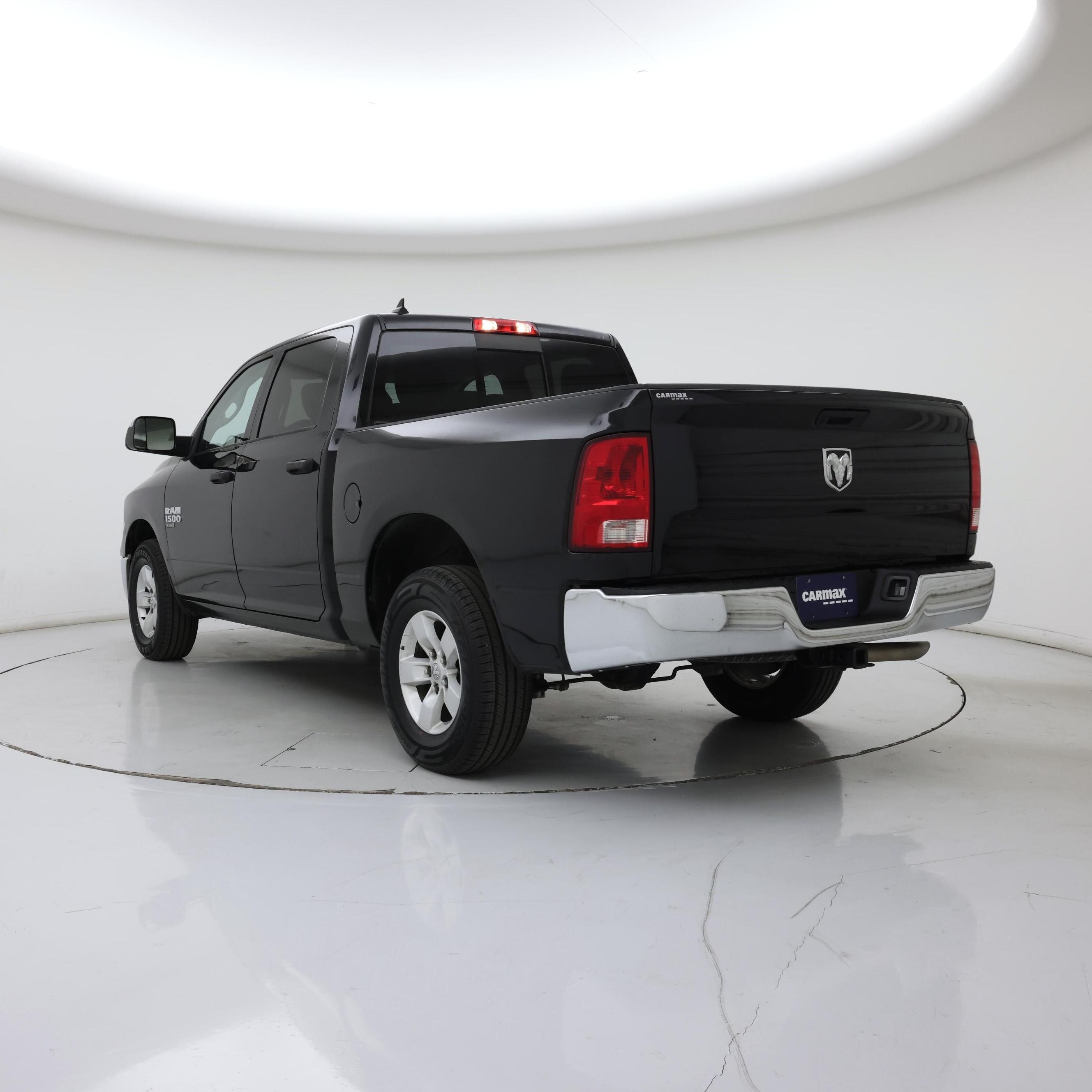 Thumbnail: 2023 RAM 1500 Classic - 2