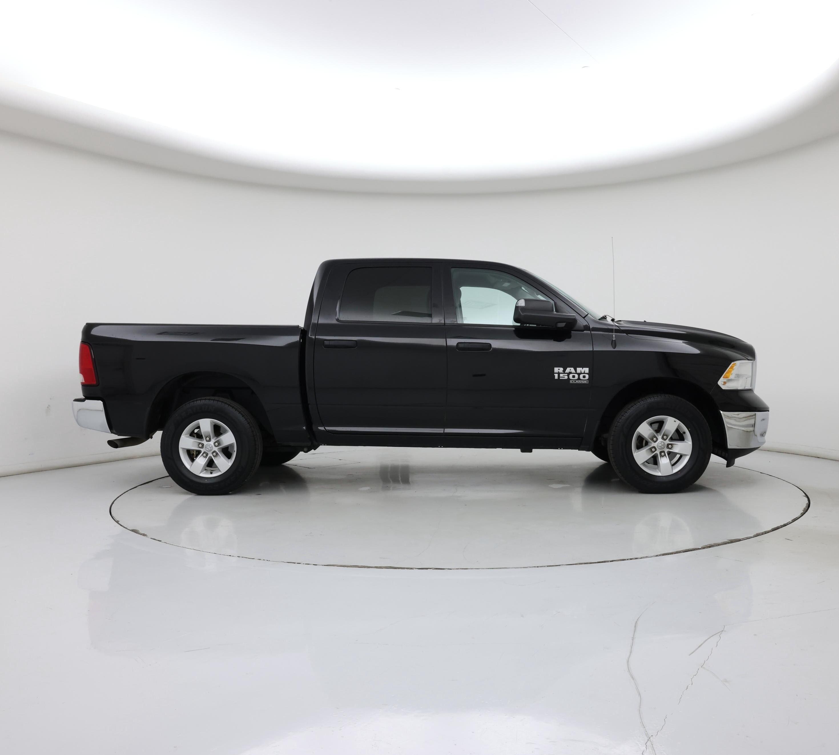 Thumbnail: 2023 RAM 1500 Classic - 7