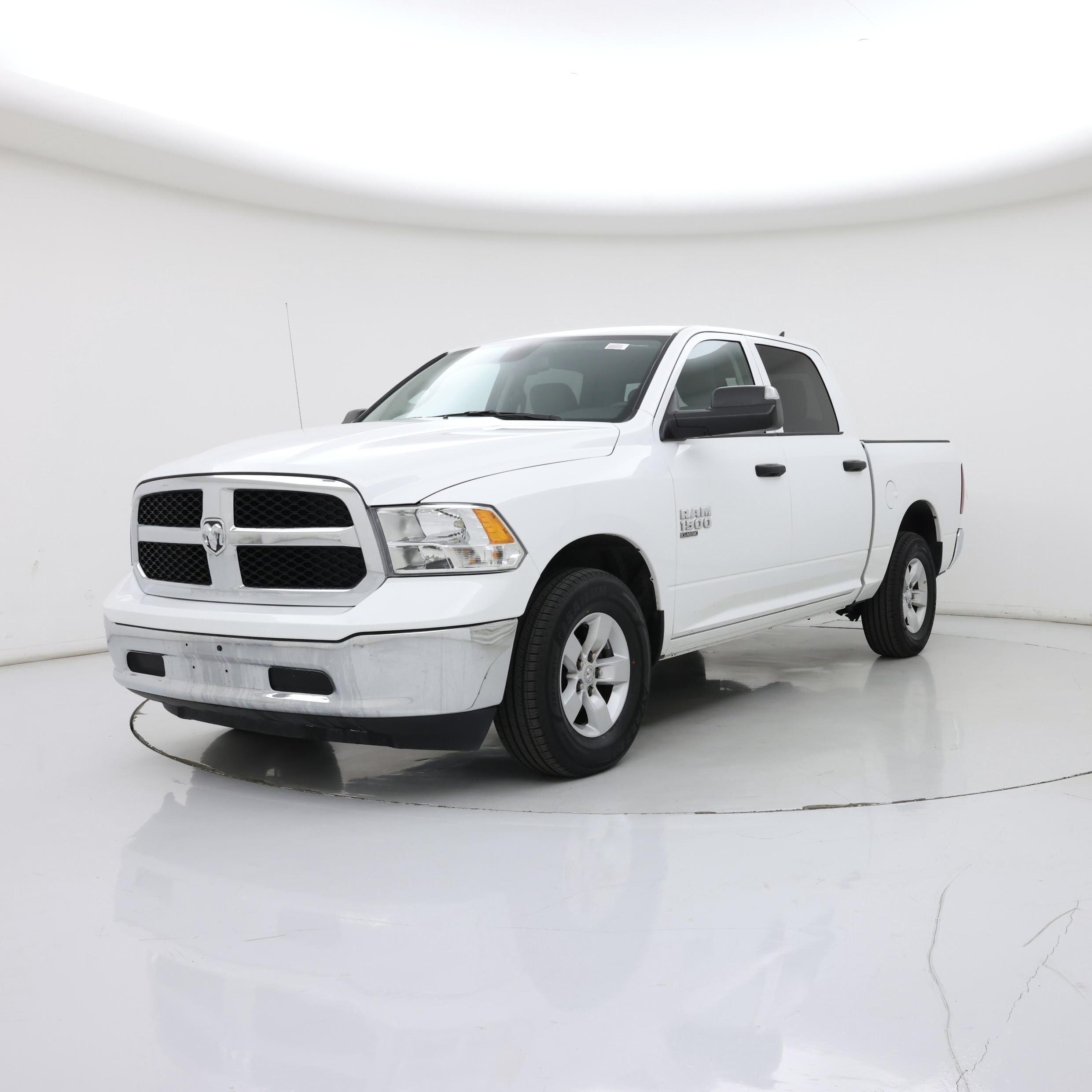 Thumbnail: 2023 RAM 1500 Classic - 4