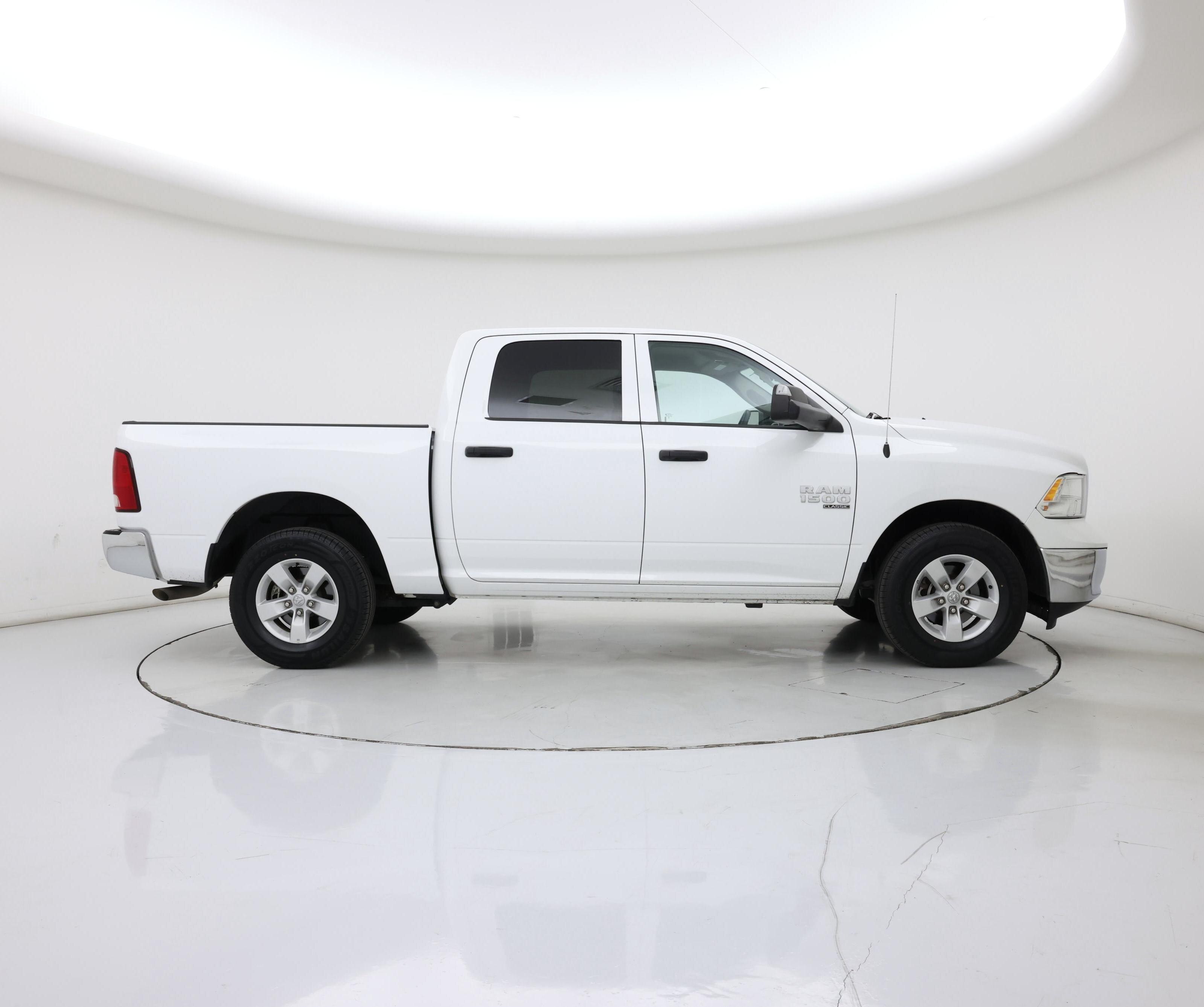 Thumbnail: 2023 RAM 1500 Classic - 7