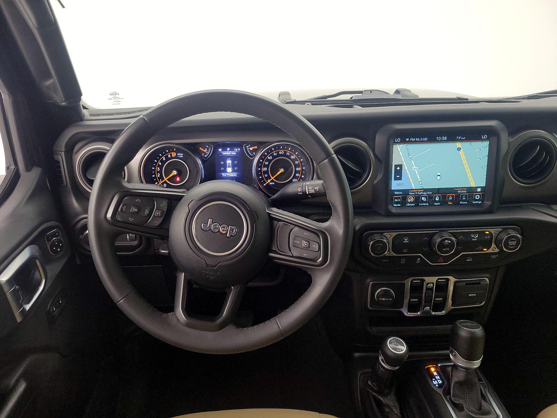 Thumbnail: 2023 Jeep Gladiator - 10